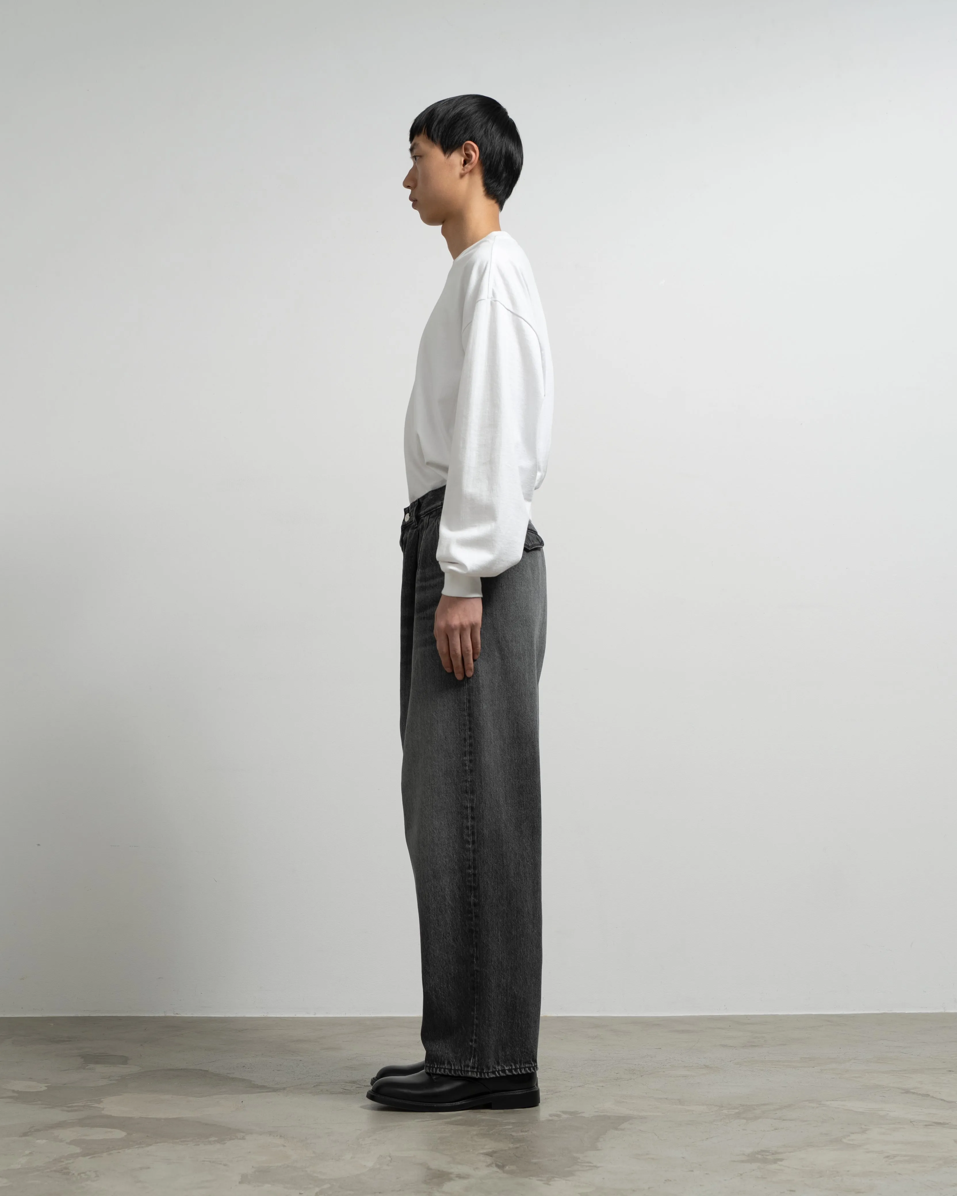 Selvage Denim Two Tuck Tapered Pants -LIGHT FADE- sold by Graphpaper product image thumbnail 4