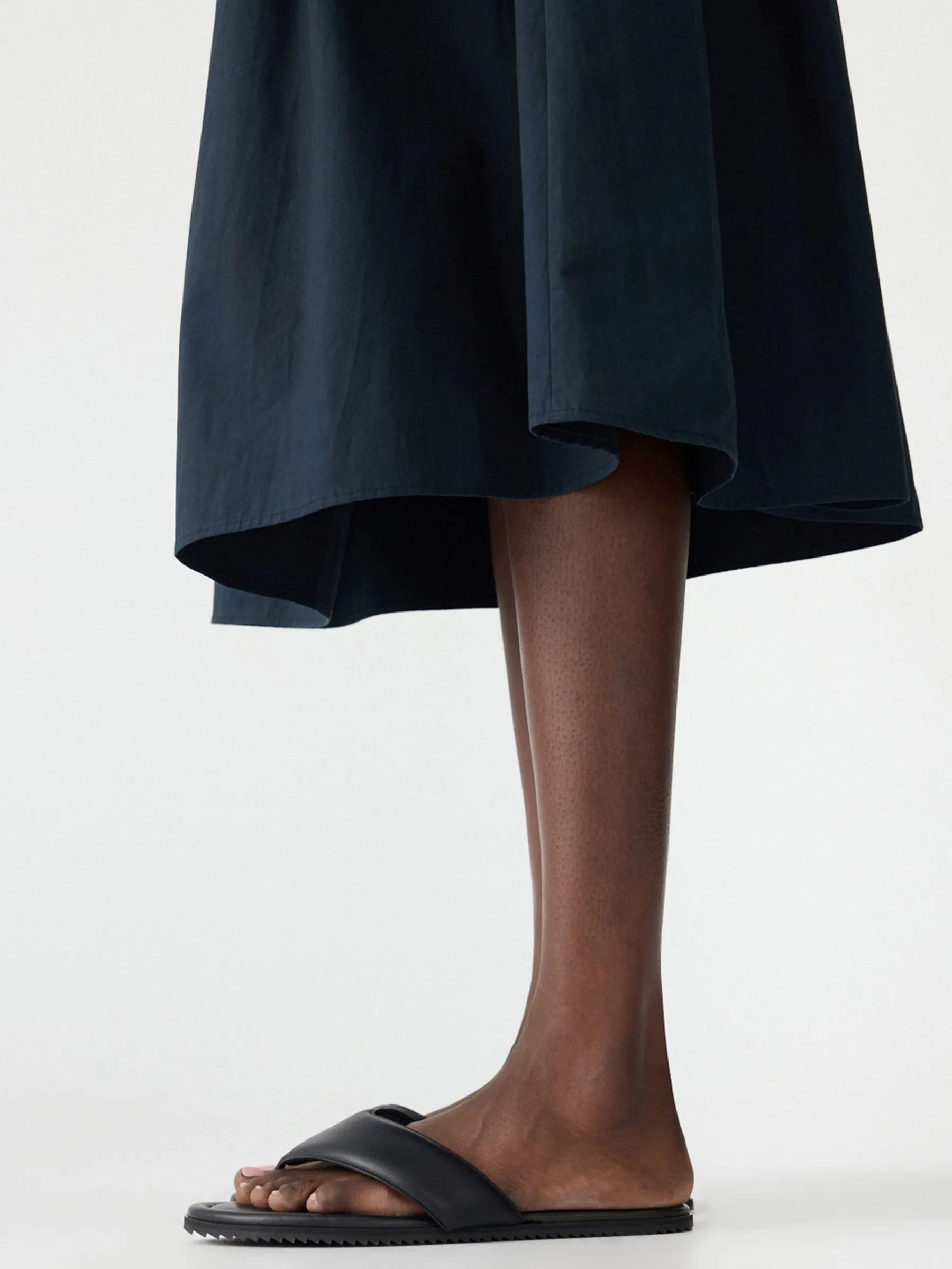 Minimal Slide sold by Bassike