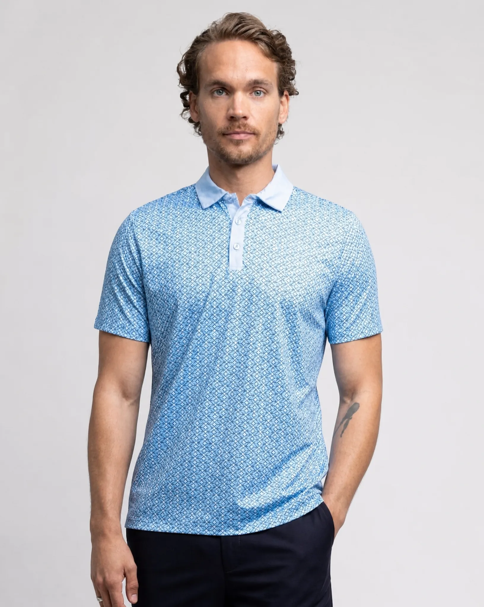 M VINCE POLOSHIRT CHAMBRAY BLUE sold by Cross Sportswear