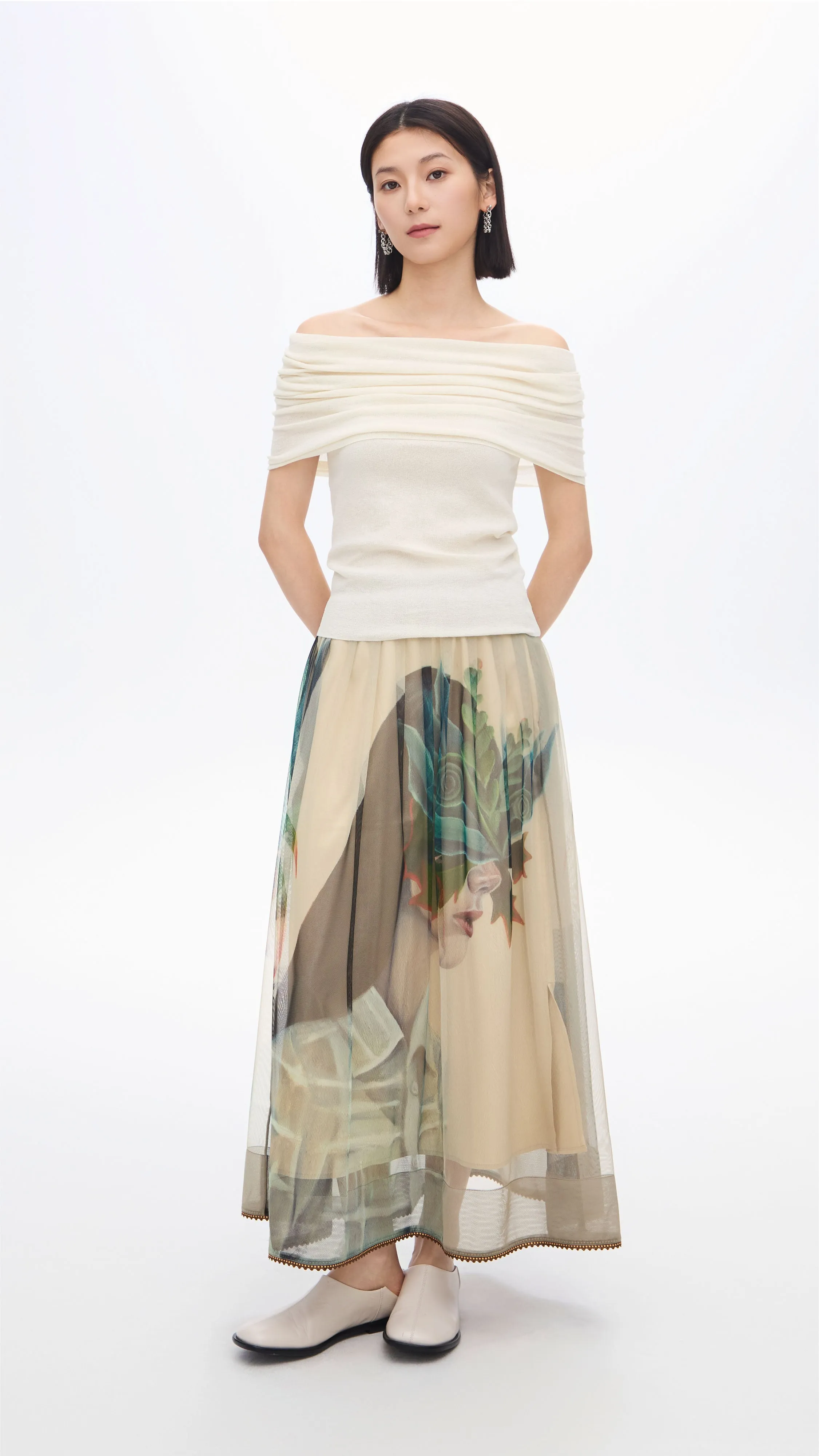 Mariko Enomoto Graphic Pleated Mesh Skirt sold by INITIAL Fashion product image thumbnail 5