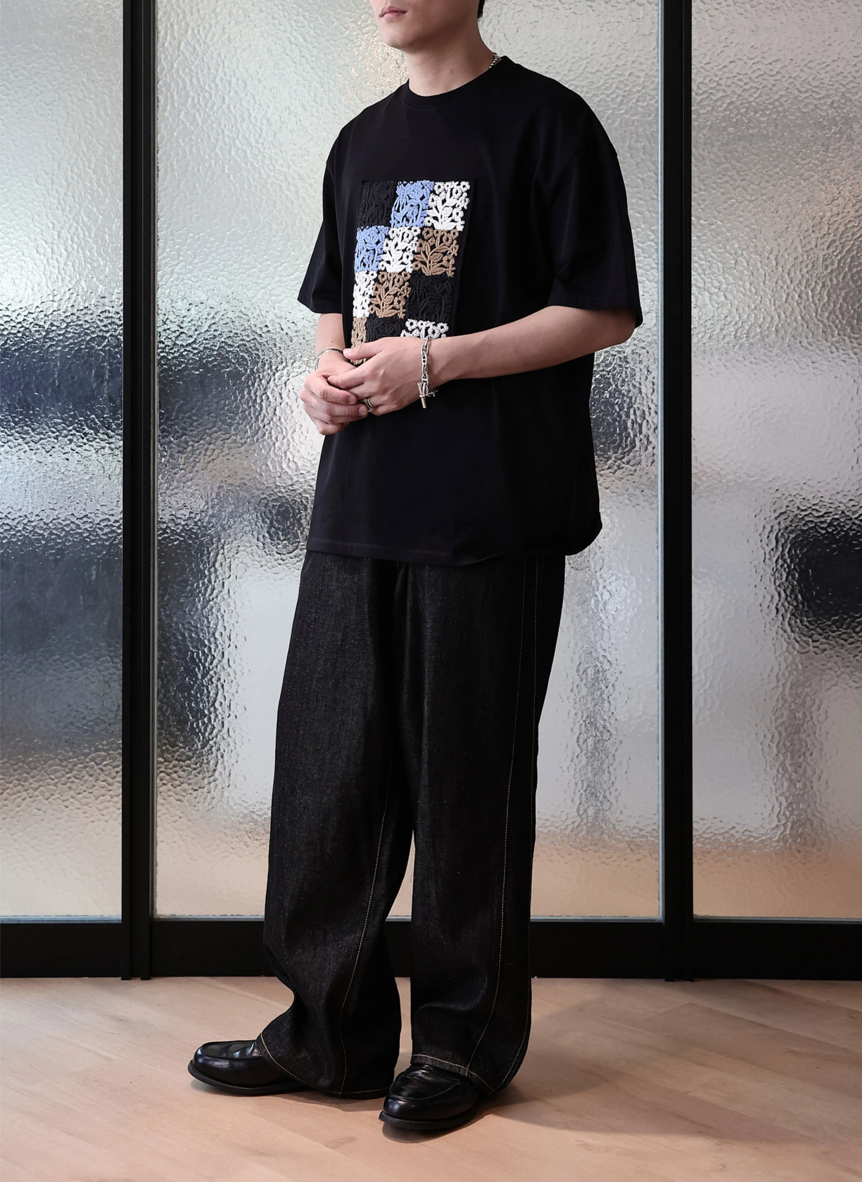 Embroidery Short Sleeves Top sold by INITIAL Fashion product image thumbnail 5