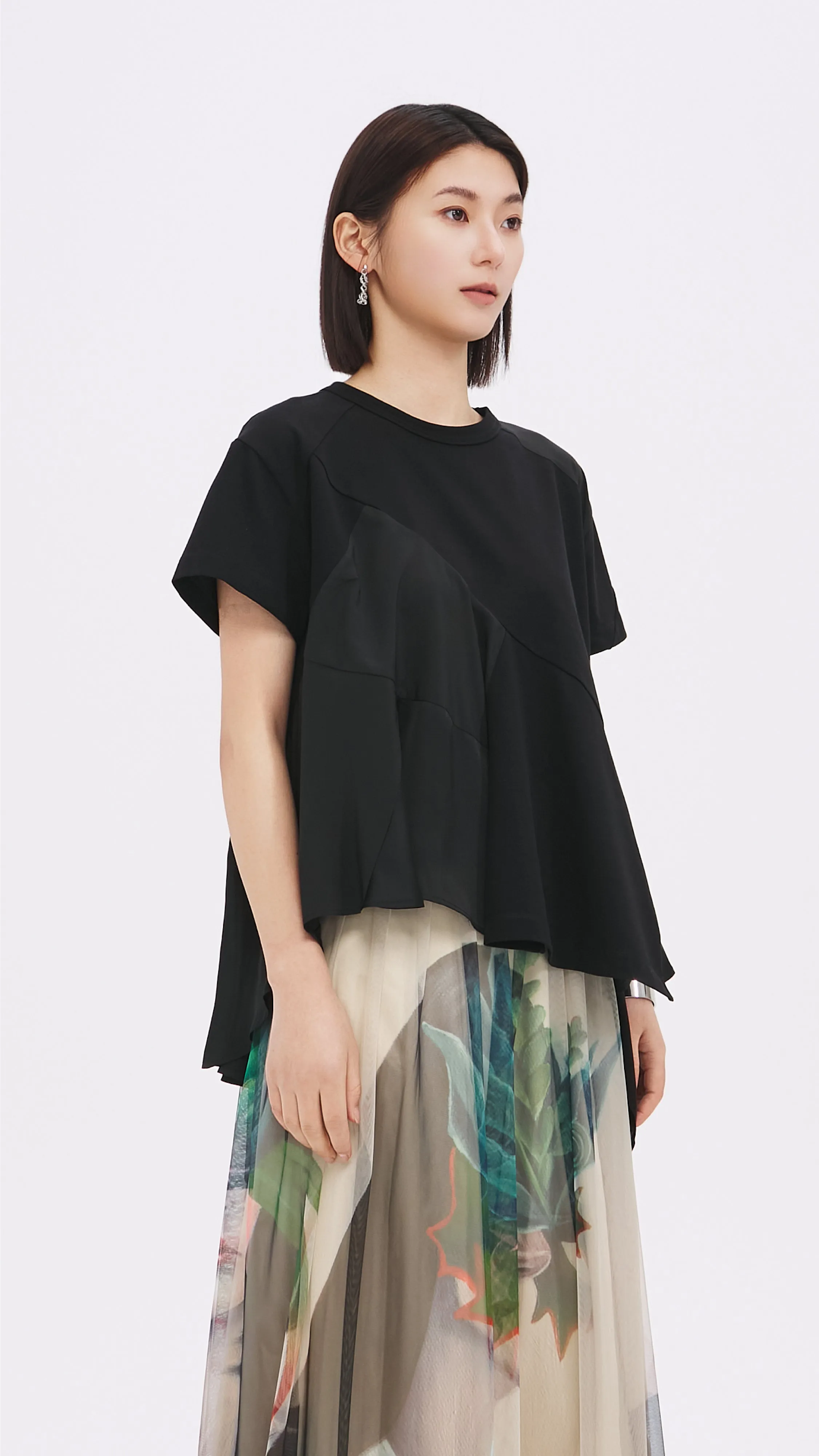 Cord Embroidery Patch Tee sold by INITIAL Fashion product image thumbnail 2