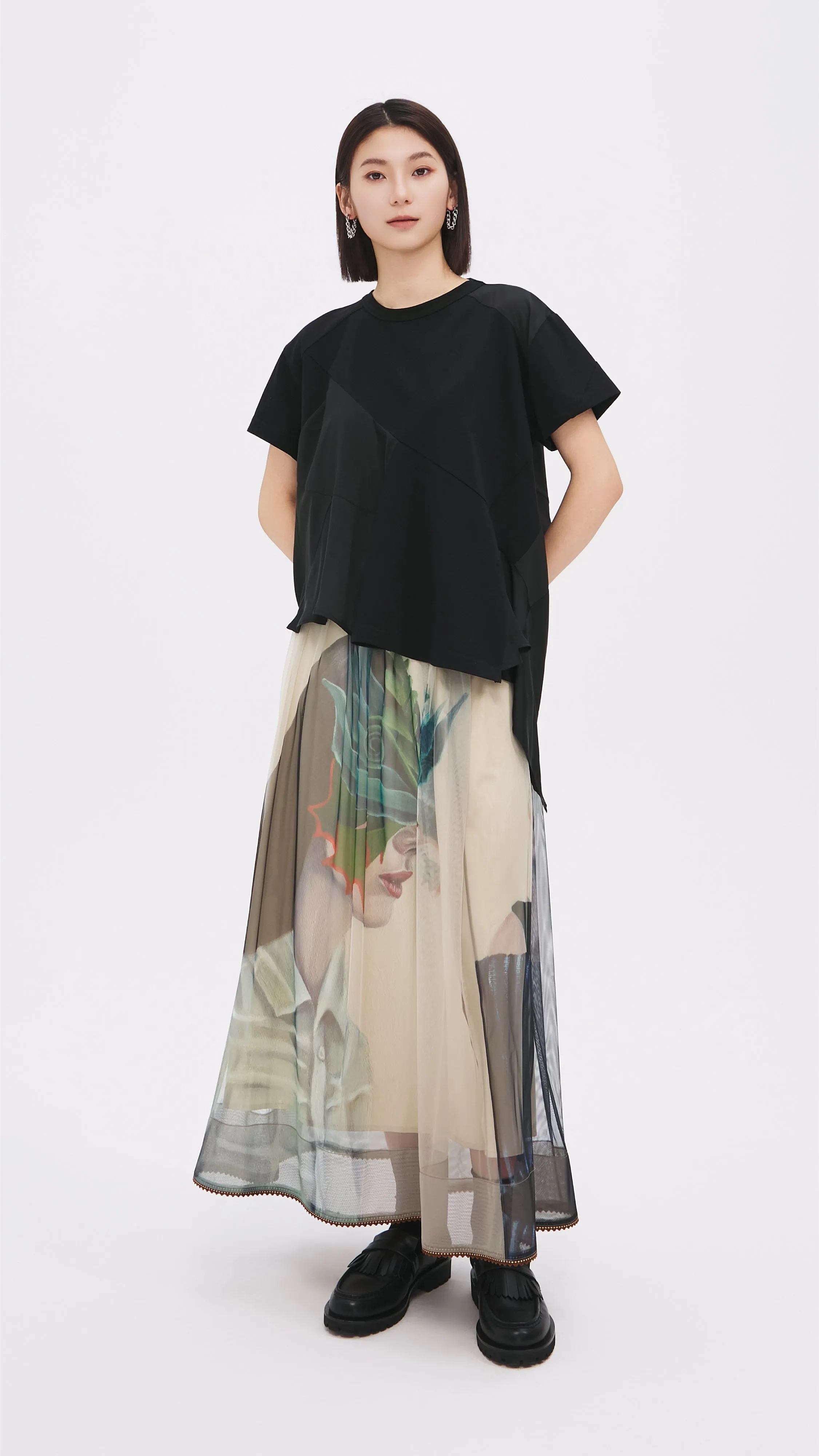 Cord Embroidery Patch Tee sold by INITIAL Fashion product image thumbnail 4