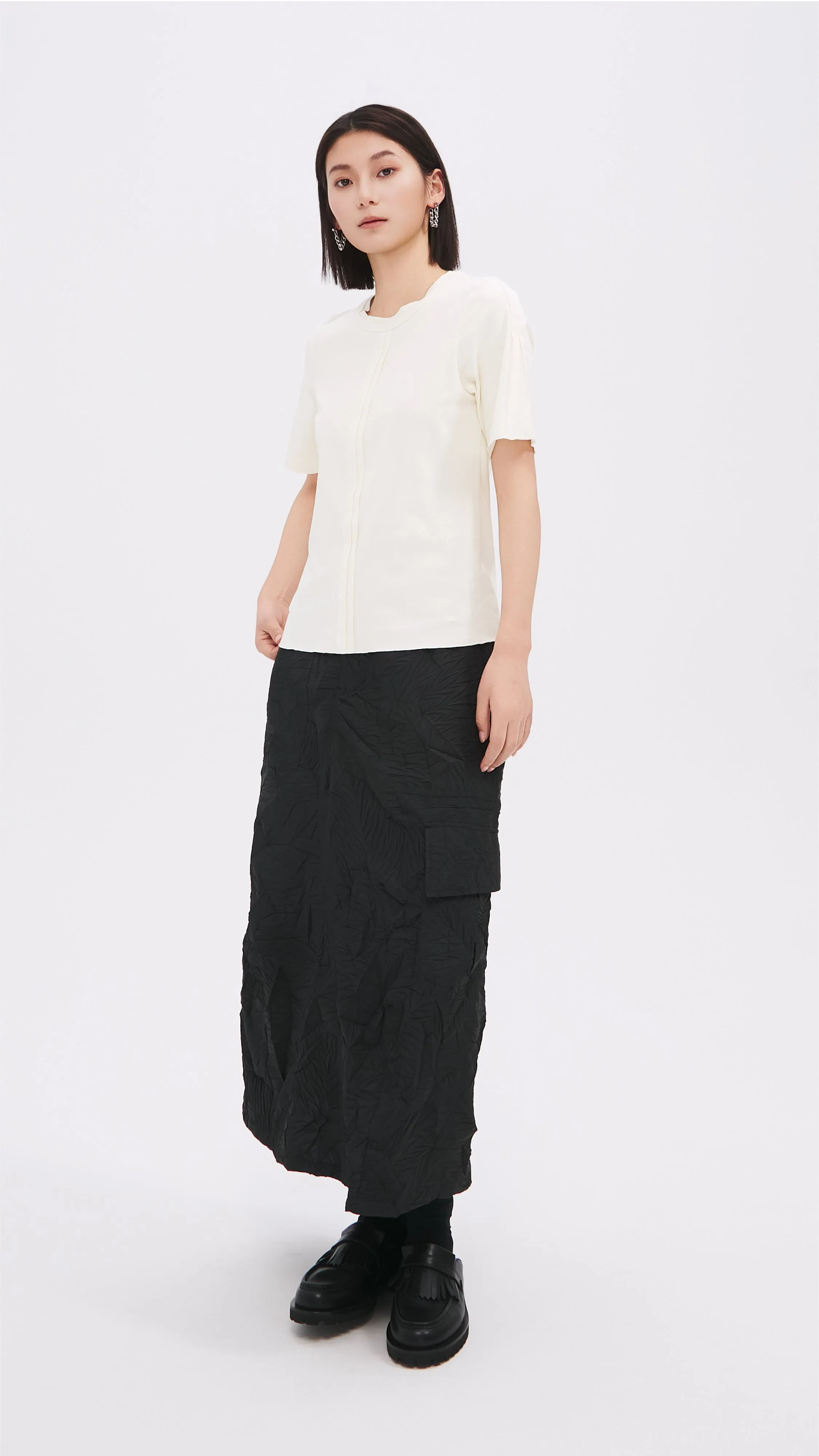 Distort Pleated Military Skirt sold by INITIAL Fashion product image thumbnail 4