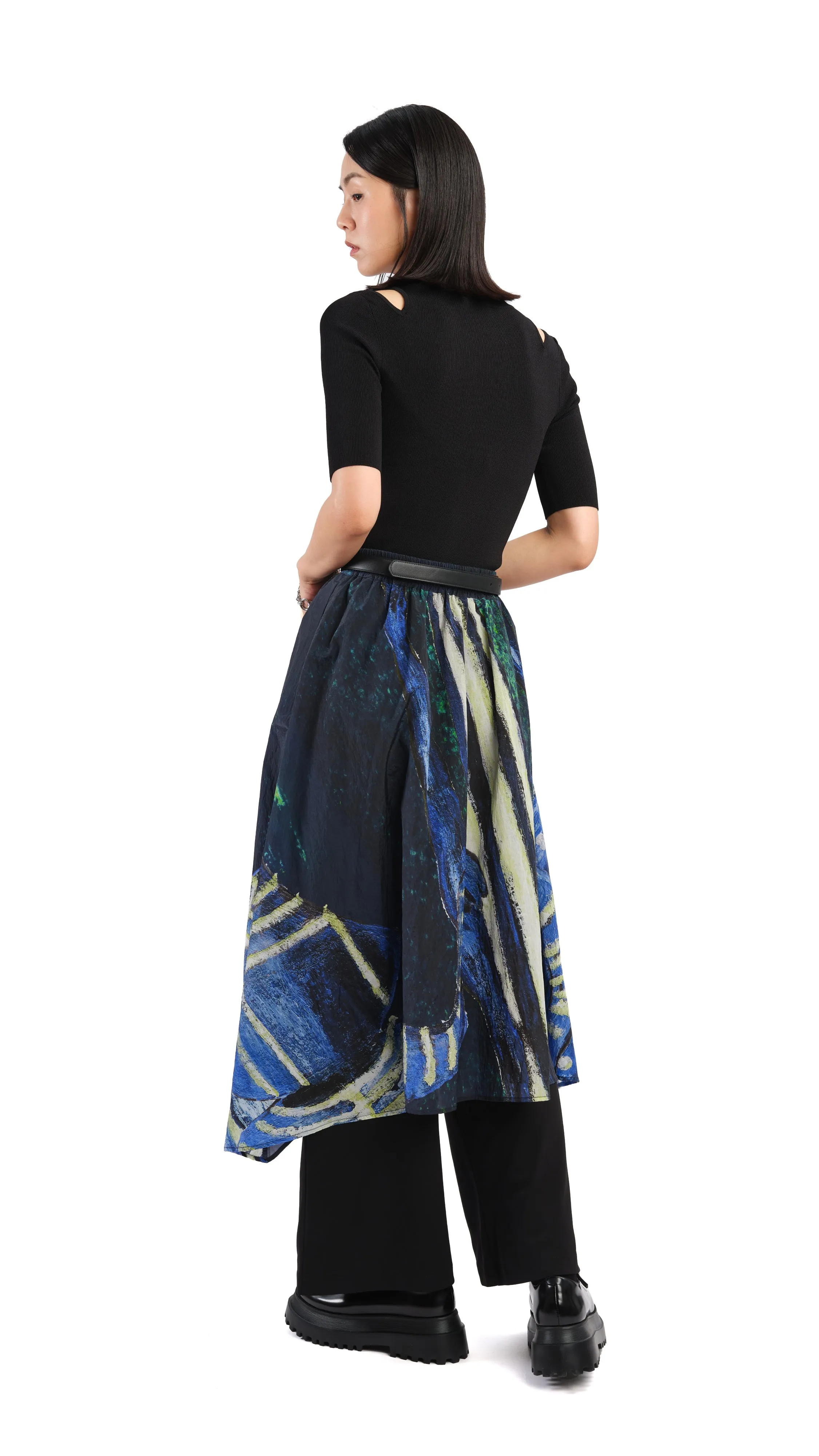 Selk'Nam Graphic Print Asymmetric Skirt sold by INITIAL Fashion product image thumbnail 5