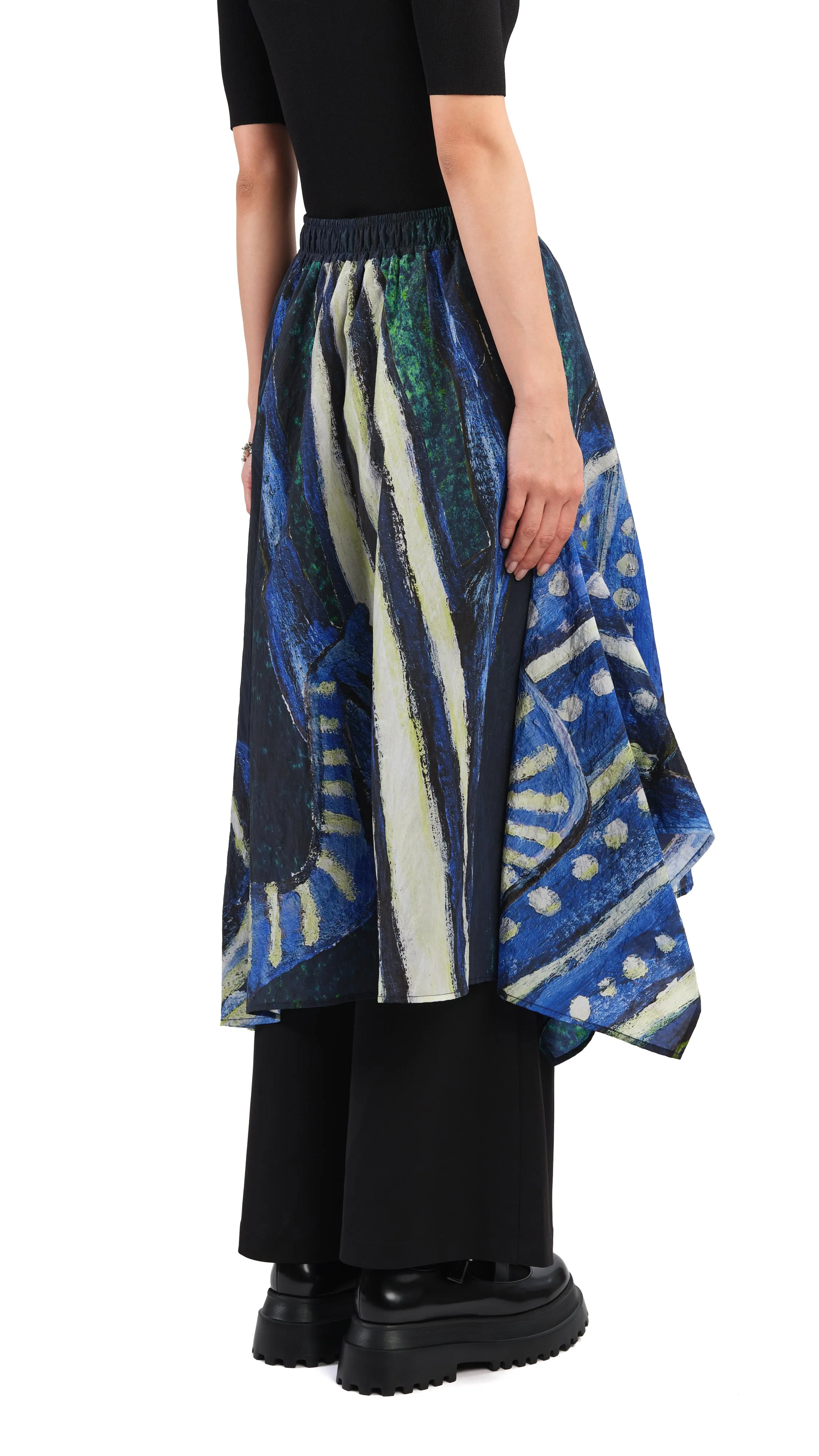 Selk'Nam Graphic Print Asymmetric Skirt sold by INITIAL Fashion product image thumbnail 3