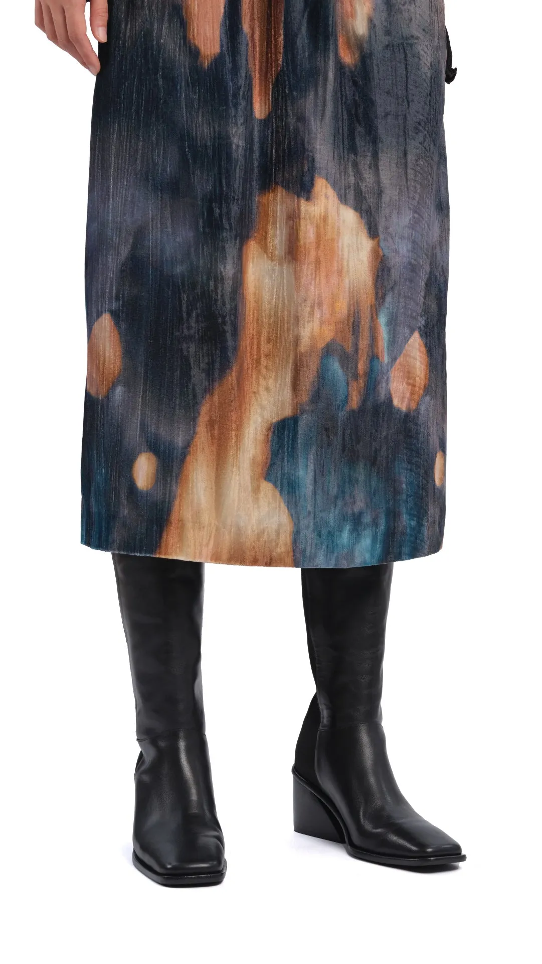 Knee-Length Panelled Leather Boots sold by INITIAL Fashion product image thumbnail 2