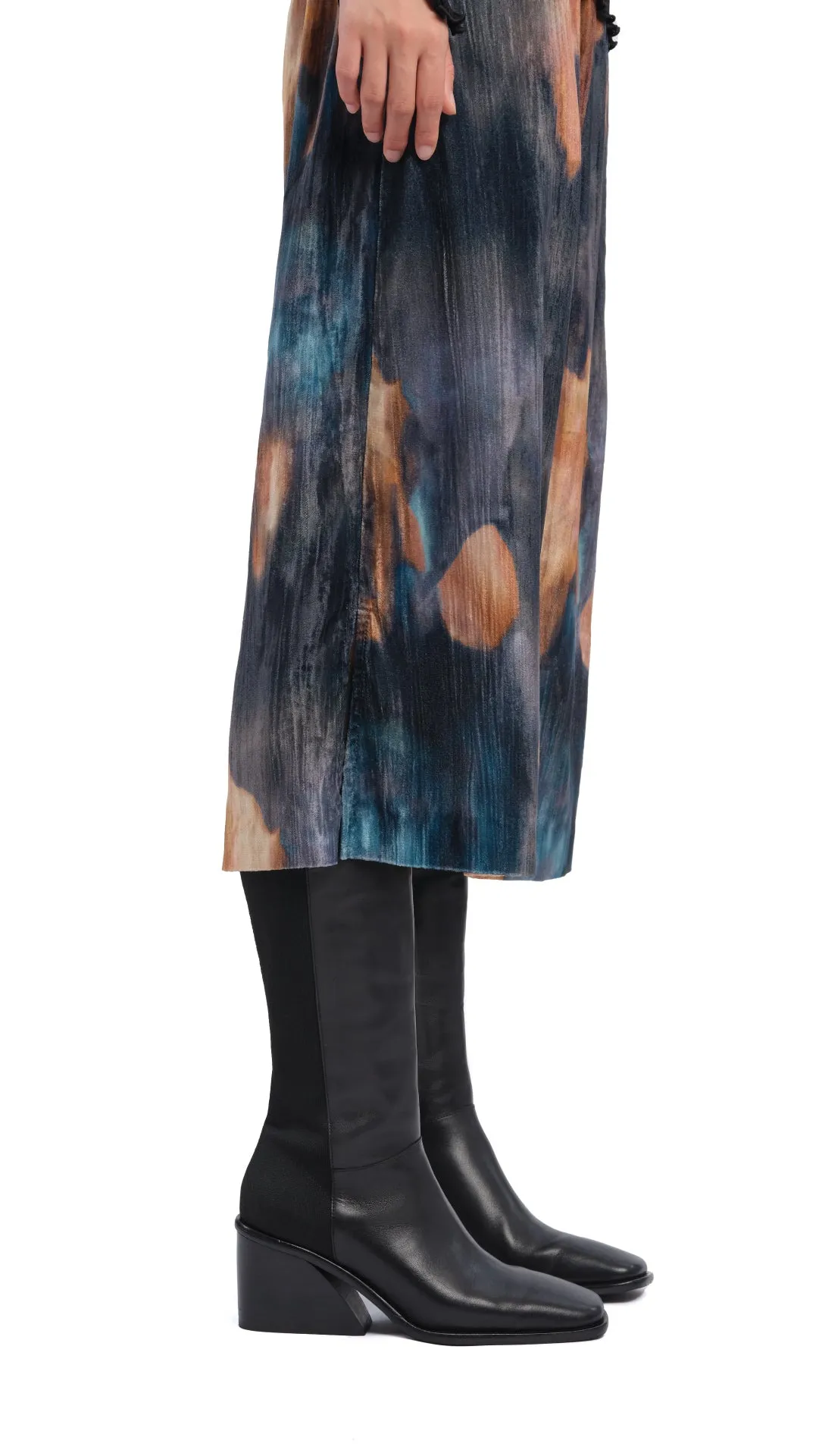 Knee-Length Panelled Leather Boots sold by INITIAL Fashion product image thumbnail 3