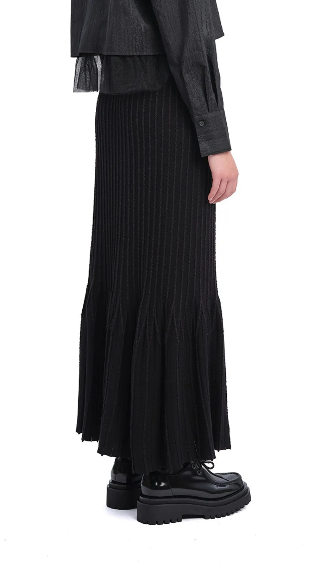 Knitted Fishtail Skirt sold by INITIAL Fashion product image thumbnail 3