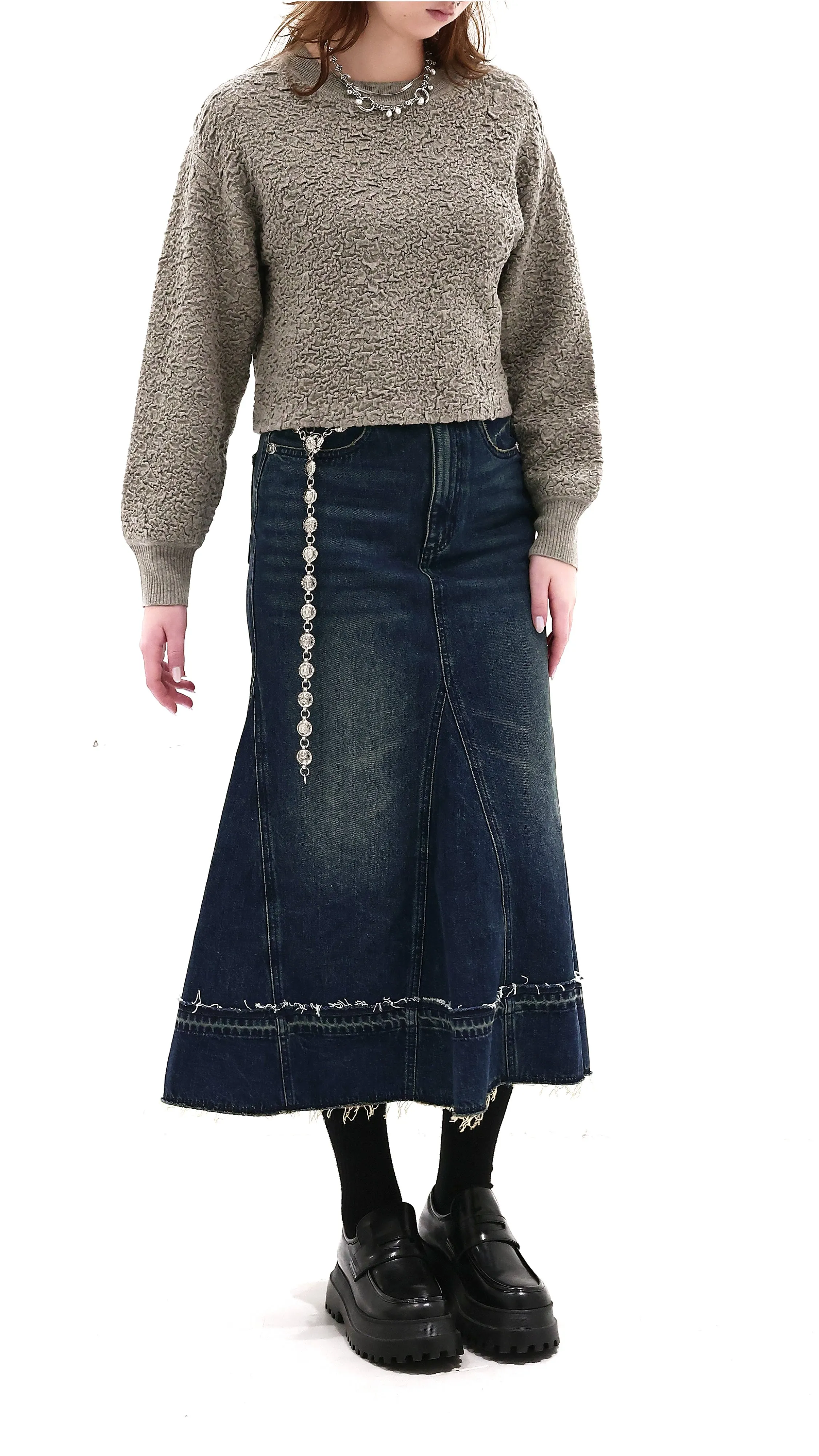 Cropped Textual Sweater sold by INITIAL Fashion product image thumbnail 5