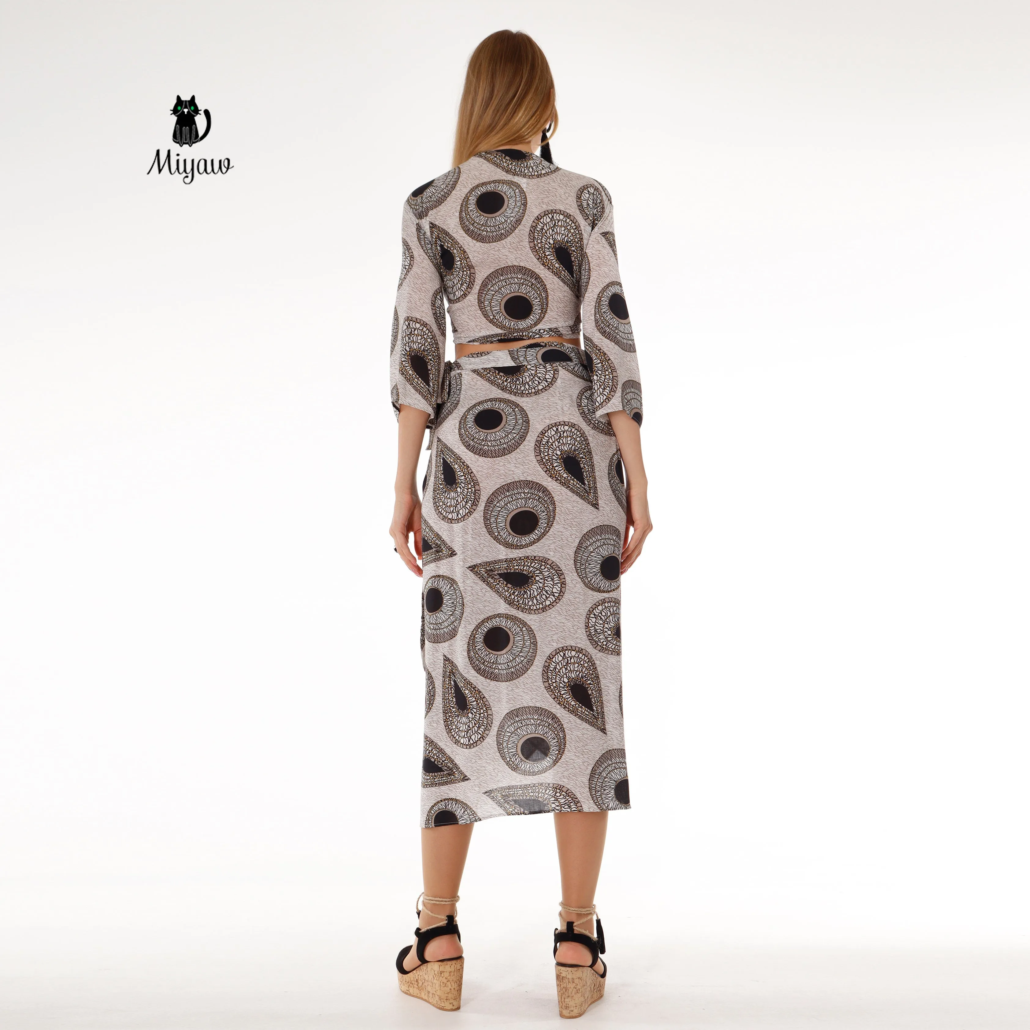 Chic Resort Wear: Black and Gray Crop Top and Skirt Set sold by Miyaw Fashion product image thumbnail 5