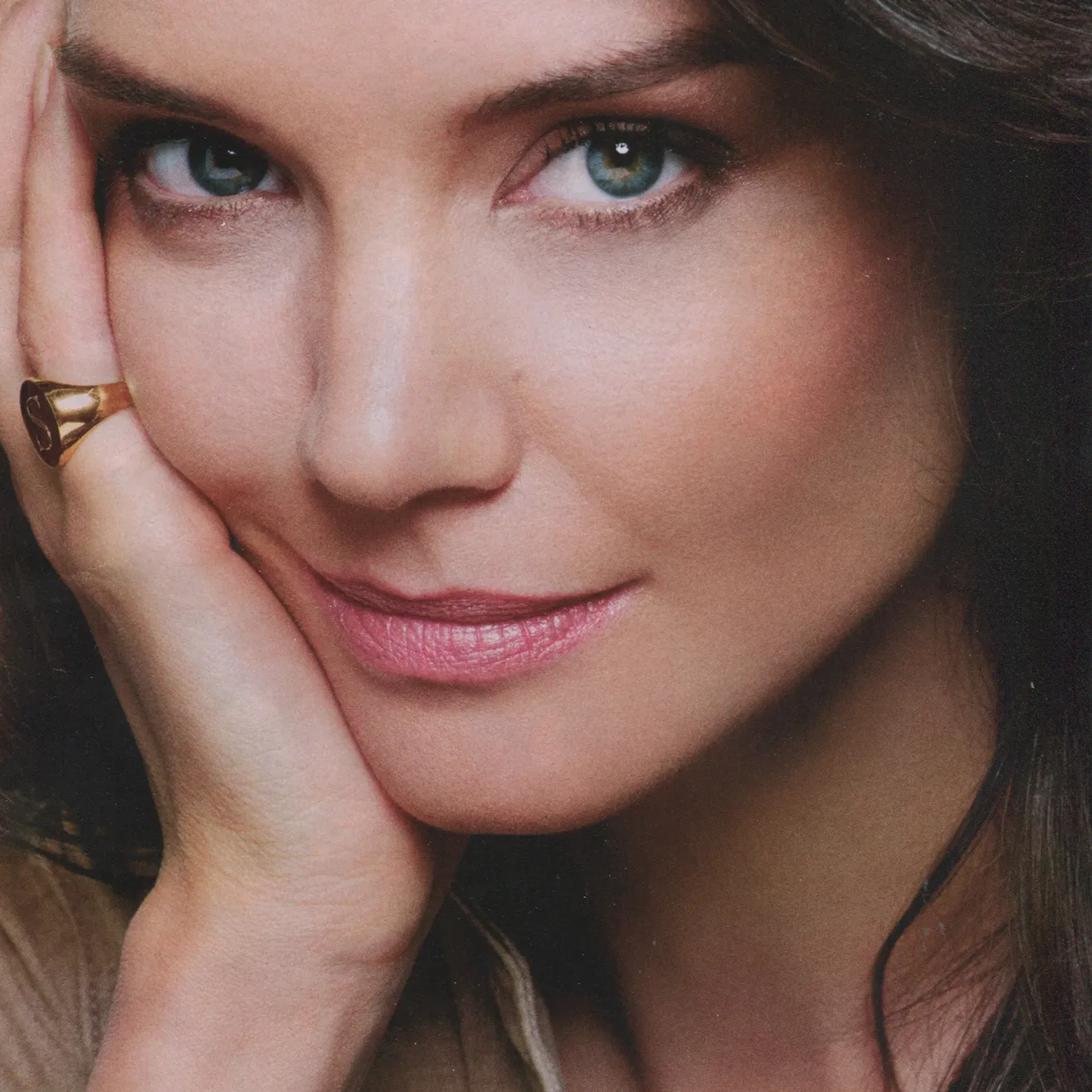 LANA OVAL 2-LETTER MONOGRAM SIGNET RING sold by SARAH CHLOE product image thumbnail 4