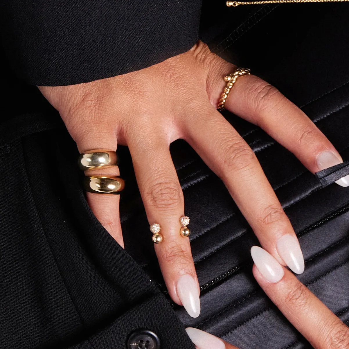 MRXSC CAREY RING sold by SARAH CHLOE product image thumbnail 2