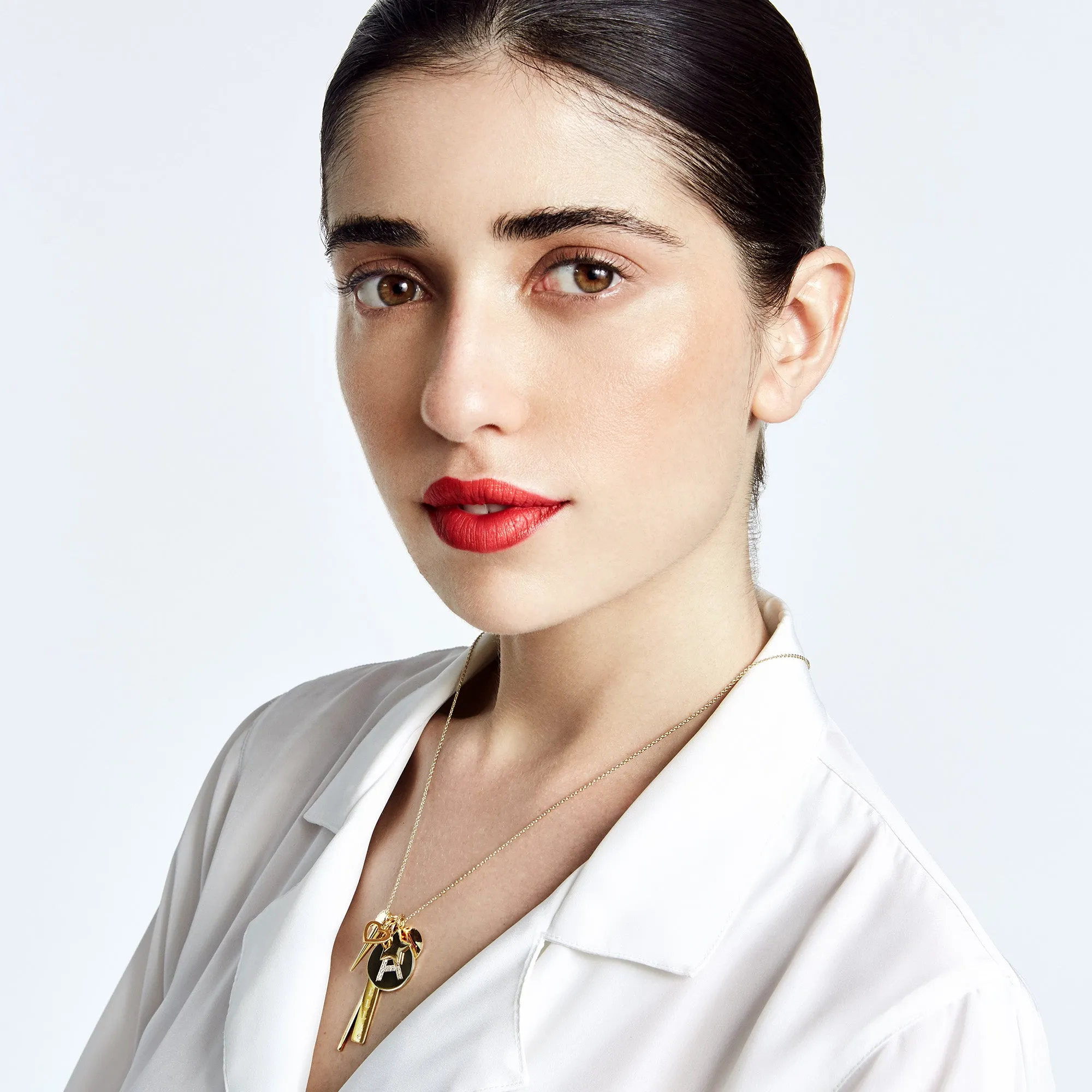 SOPHIA MEDALLION NECKLACE sold by SARAH CHLOE product image thumbnail 4