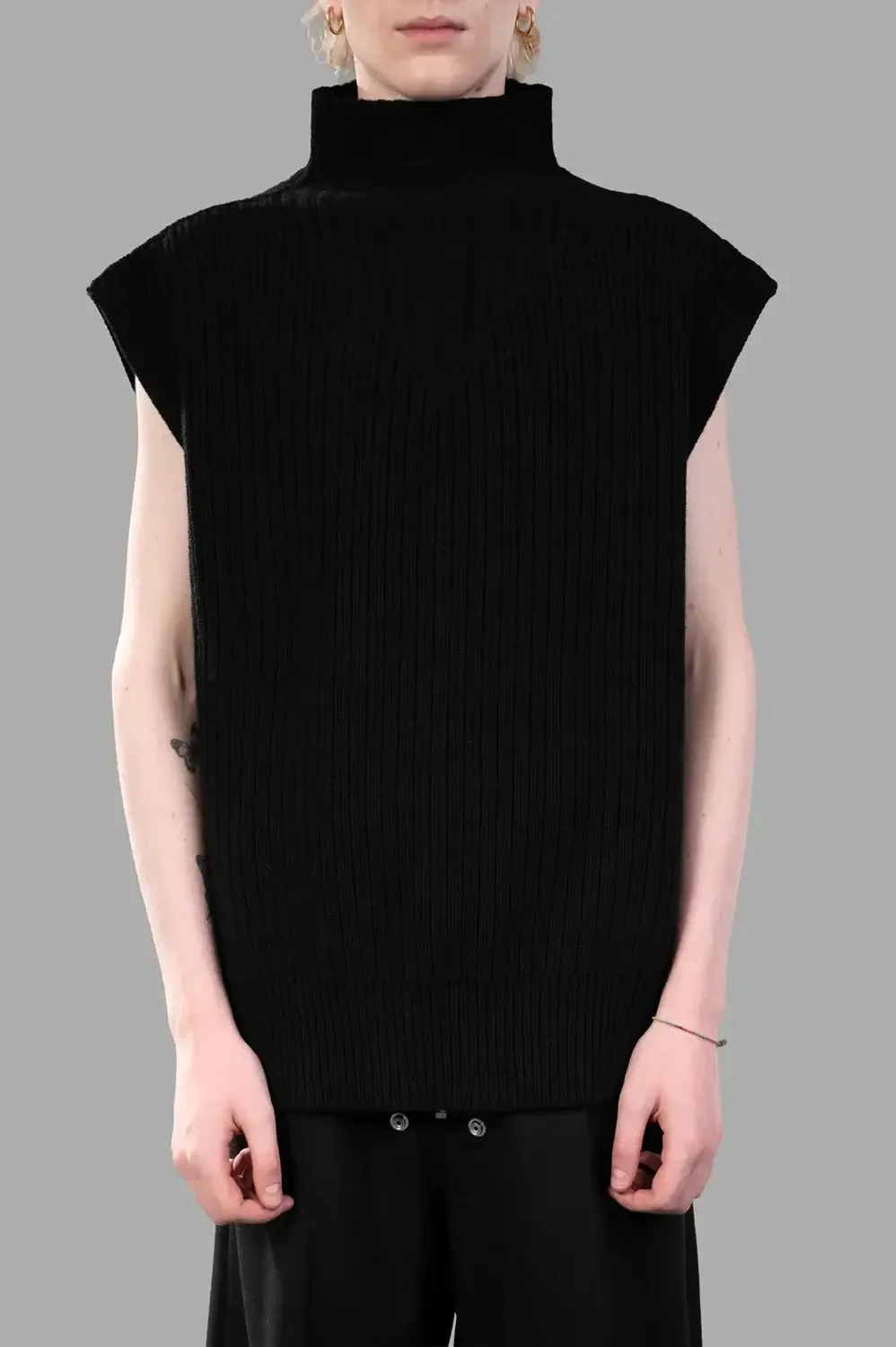 Sleeveless Fisherman Turtleneck in Black sold by Plus Zero Concept Store
