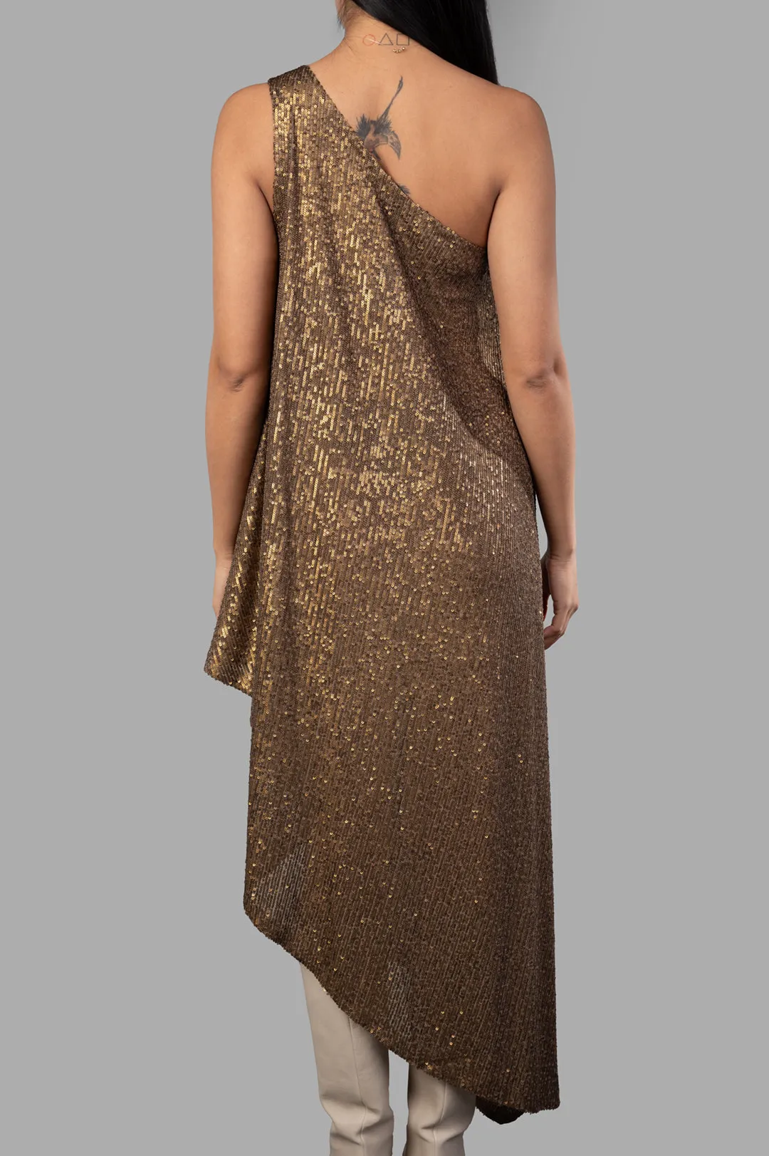 One-shoulder Diagonal Tunic sold by Plus Zero Concept Store product image thumbnail 3