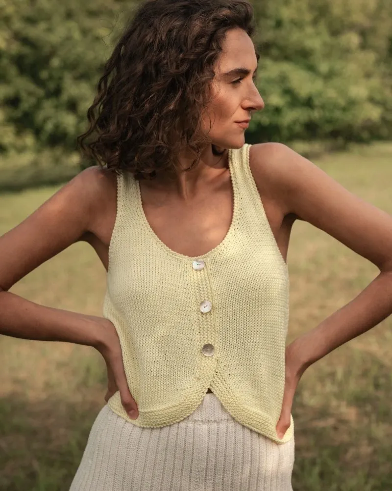 Vėdrynas: Butter Yellow Cotton Top sold by The Knotty Ones