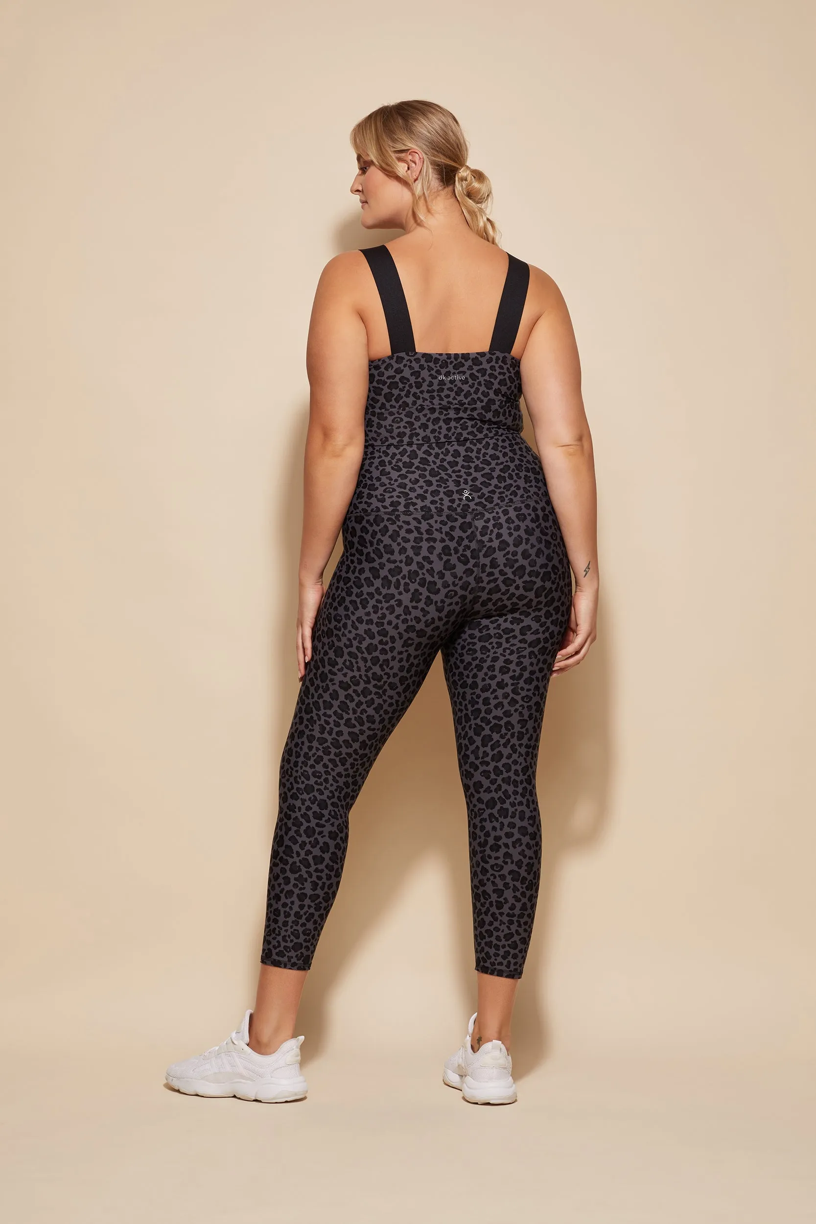 Utopia Tight sold by dk active product image thumbnail 5