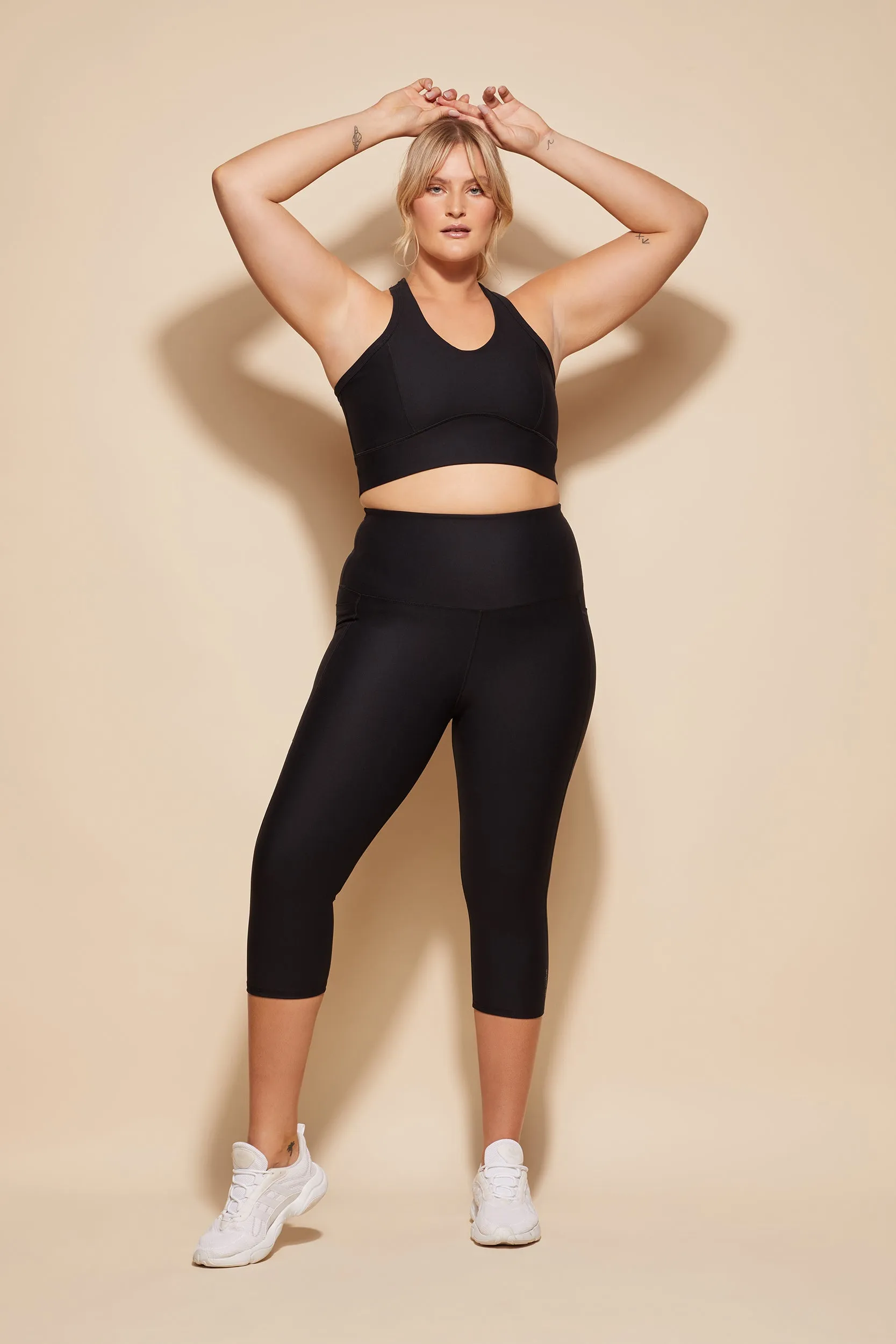 Evolve 3/4 Tight sold by dk active product image thumbnail 4