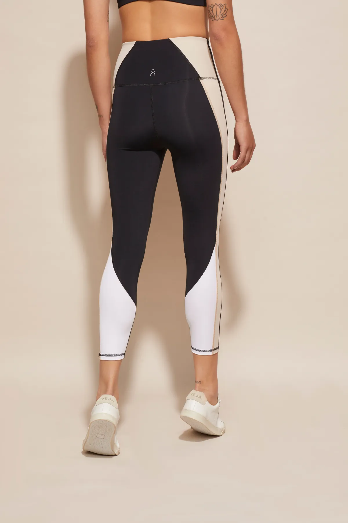 Offense 7/8 Tight sold by dk active product image thumbnail 4