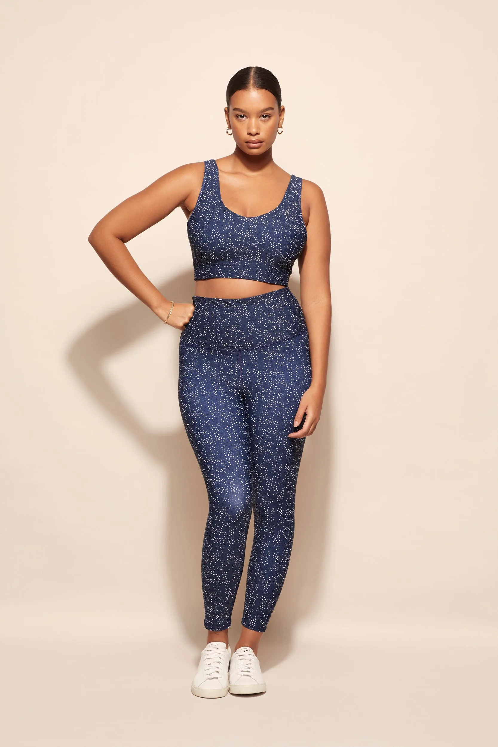 Utopia Tight sold by dk active product image thumbnail 3