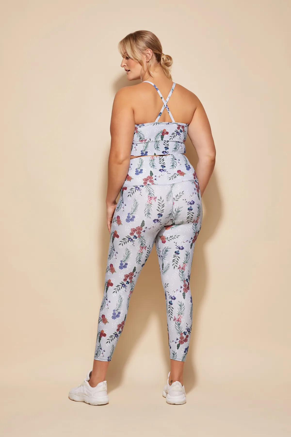 Utopia Tight sold by dk active product image thumbnail 3