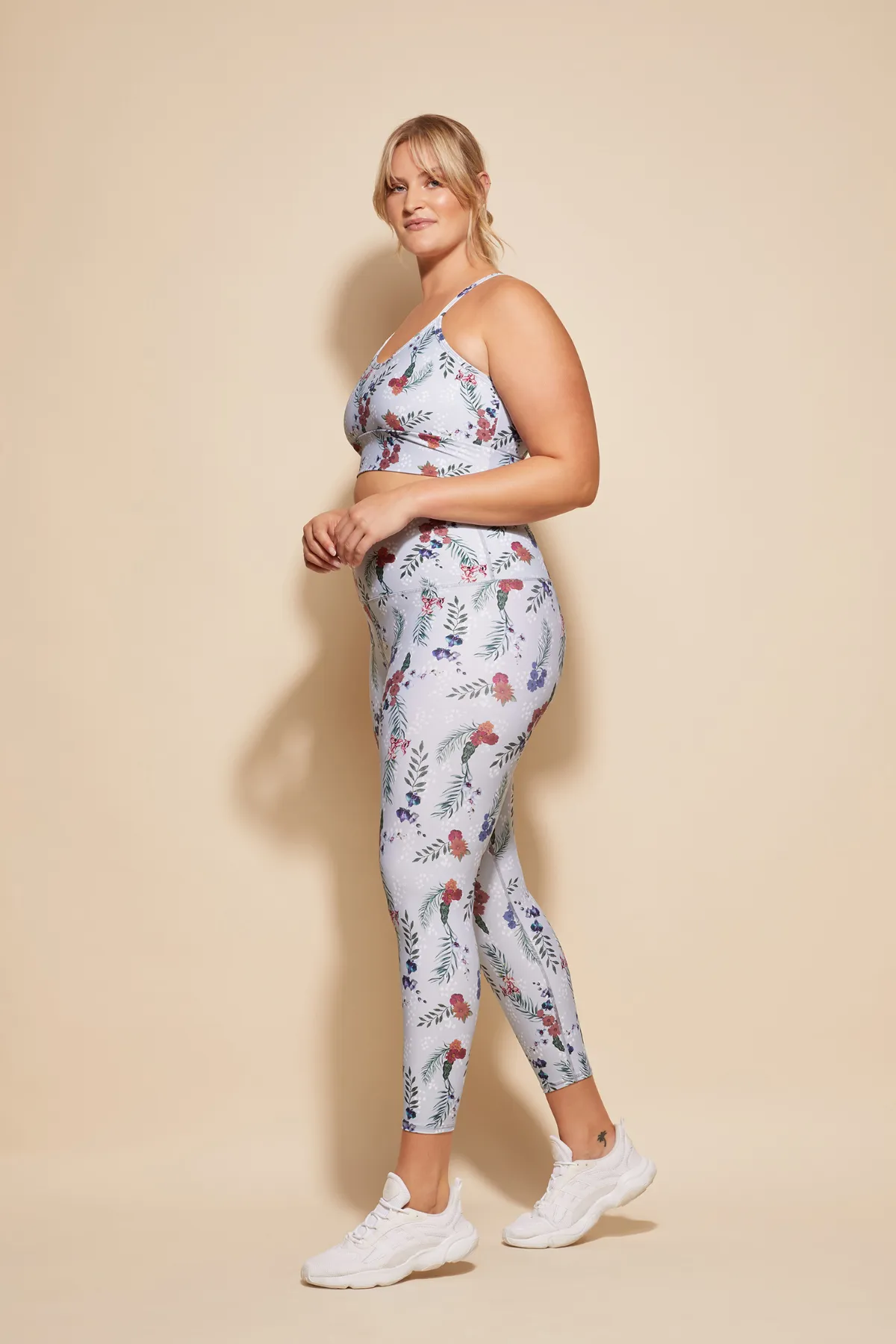 Utopia Tight sold by dk active product image thumbnail 4