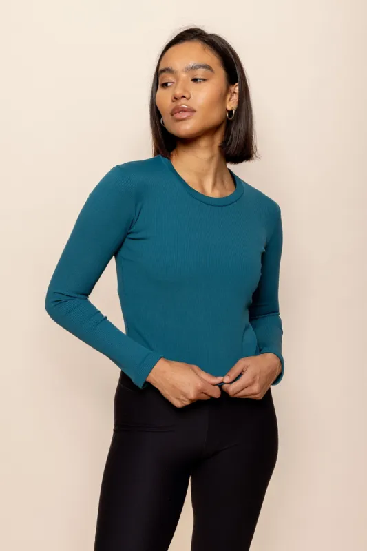 Raven Top sold by dk active