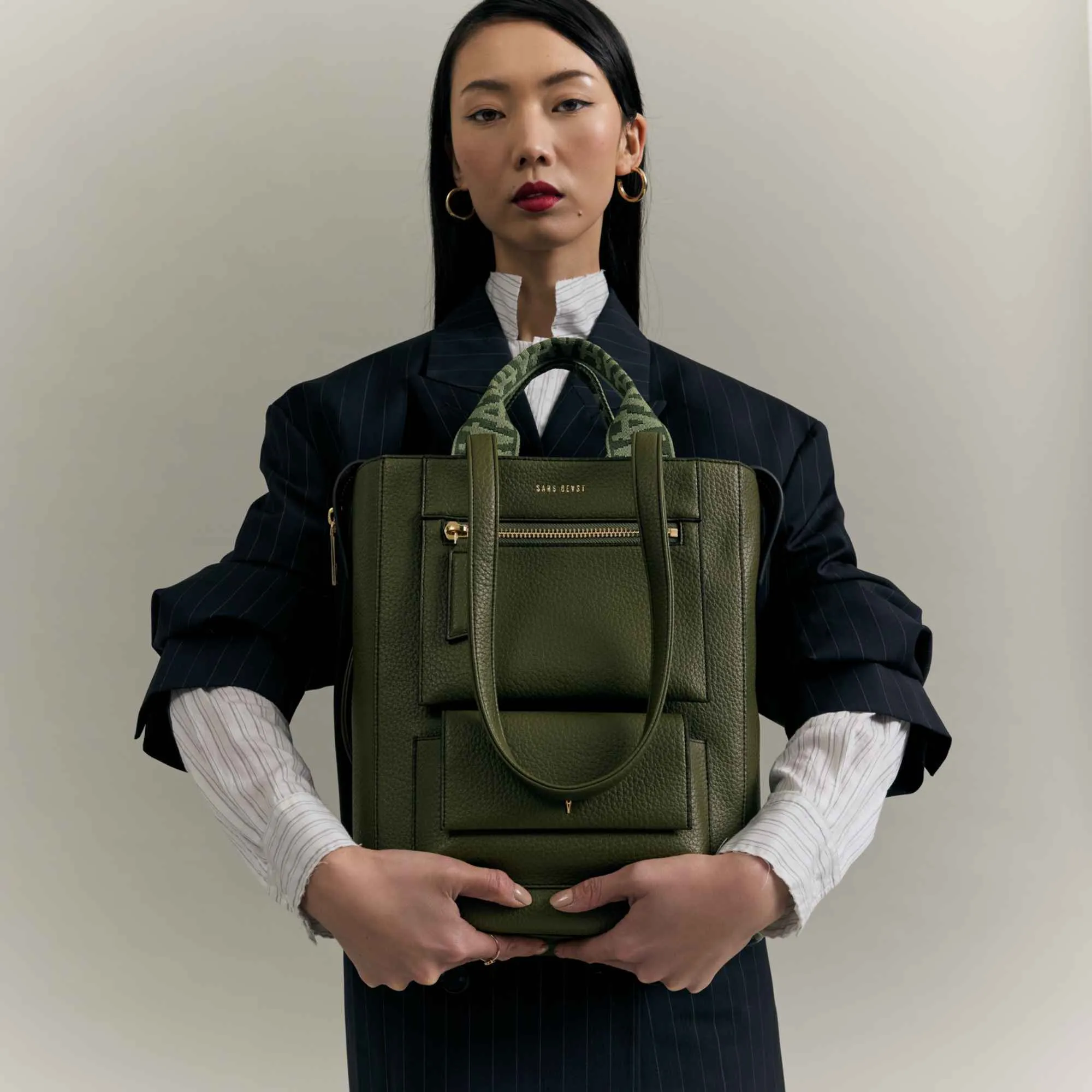 Universo Tote - Olive sold by Sans Beast product image thumbnail 3