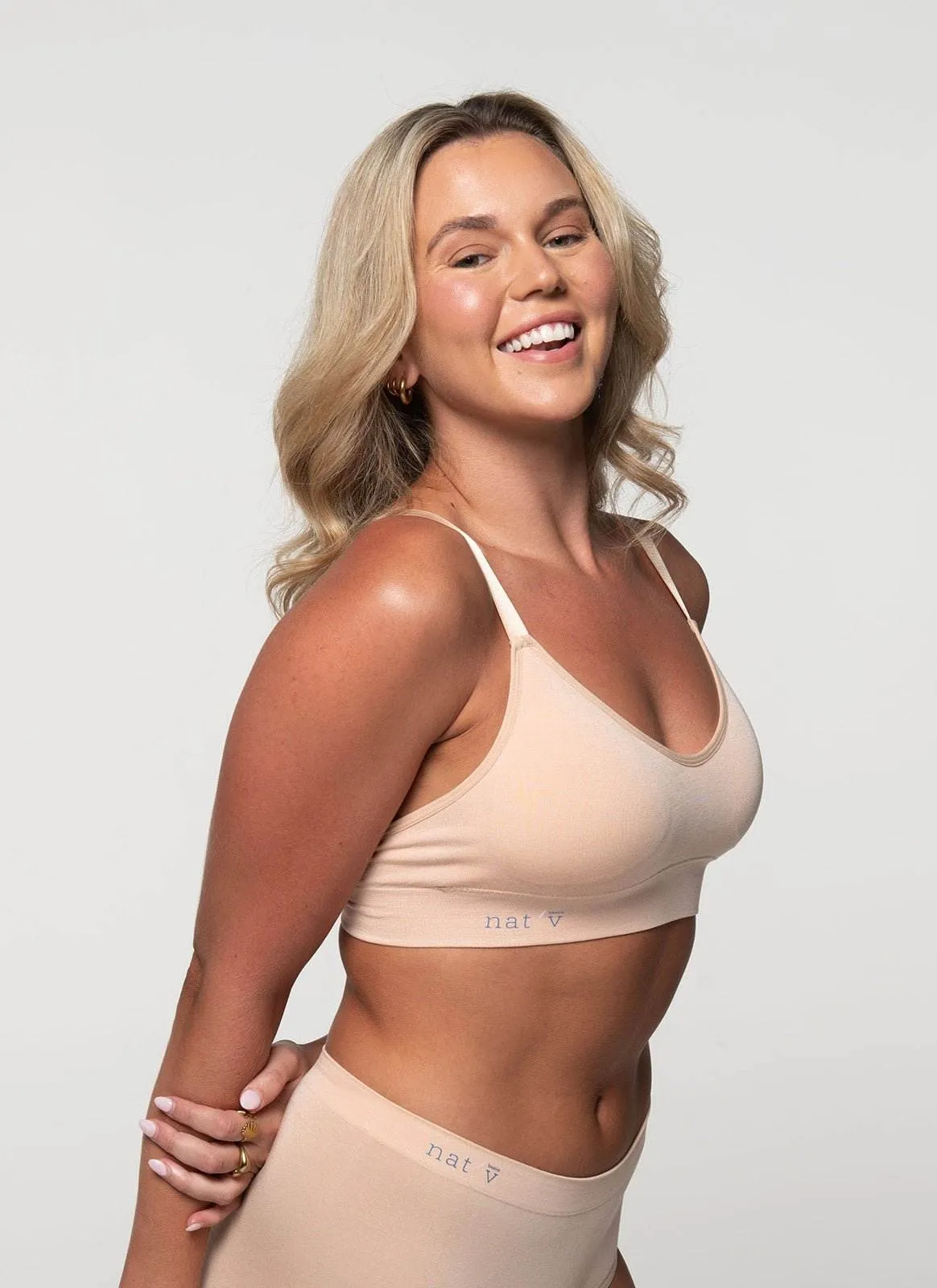 THE EVERYDAY CROP sold by nat v basics product image thumbnail 2