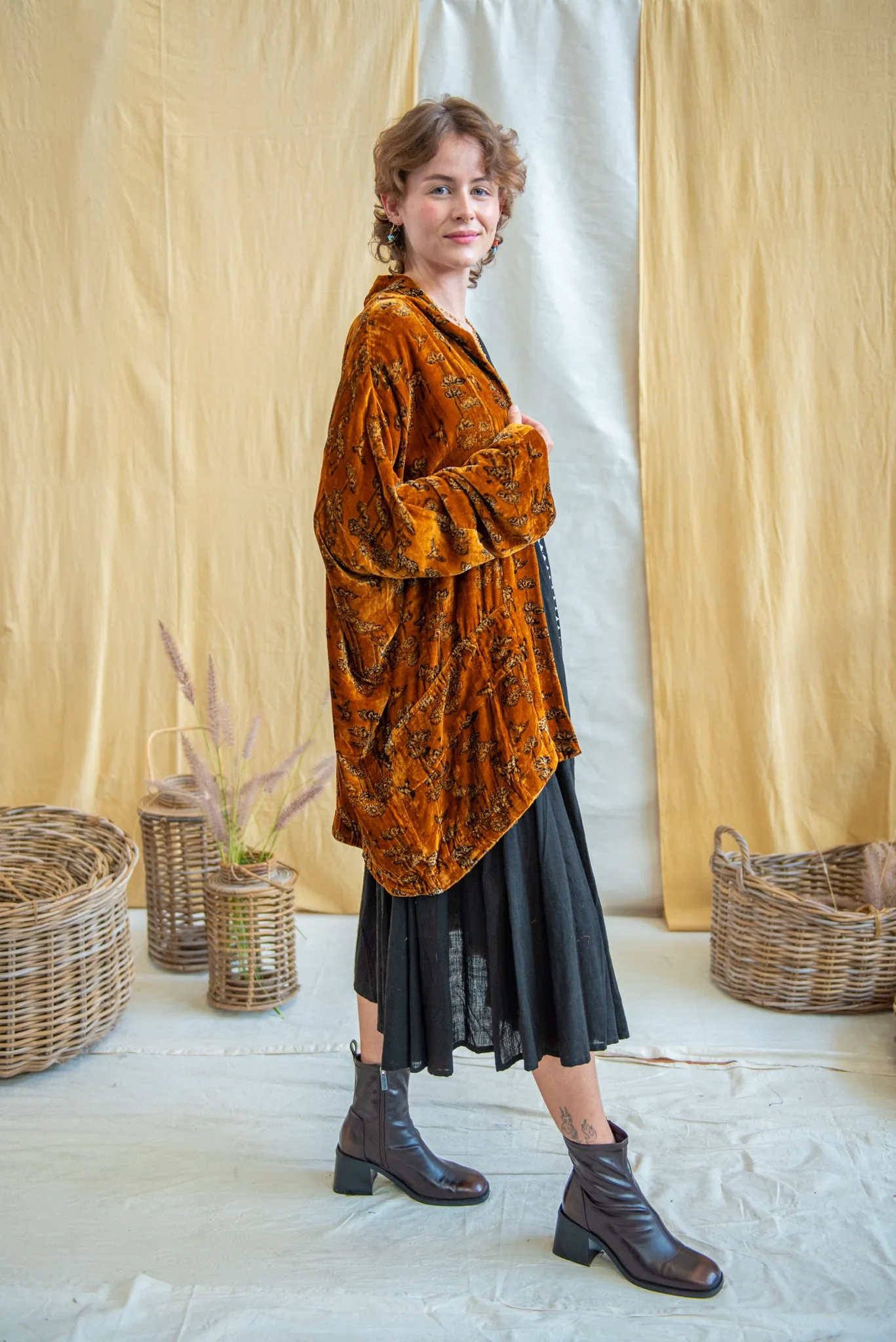 Silk Velvet Kimono Jacket - Gold Reindeer sold by Anjelms product image thumbnail 4