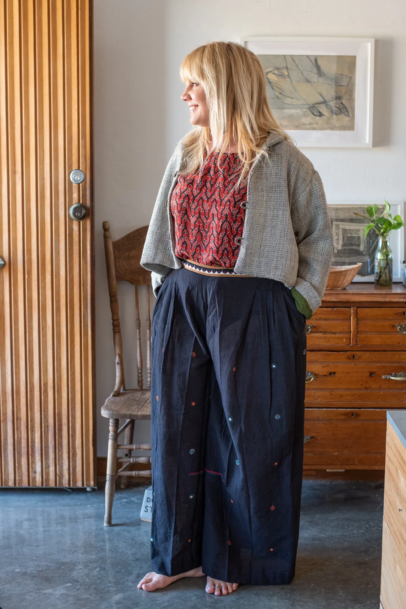 Short Dosan Plain Jacket sold by Anjelms product image thumbnail 3
