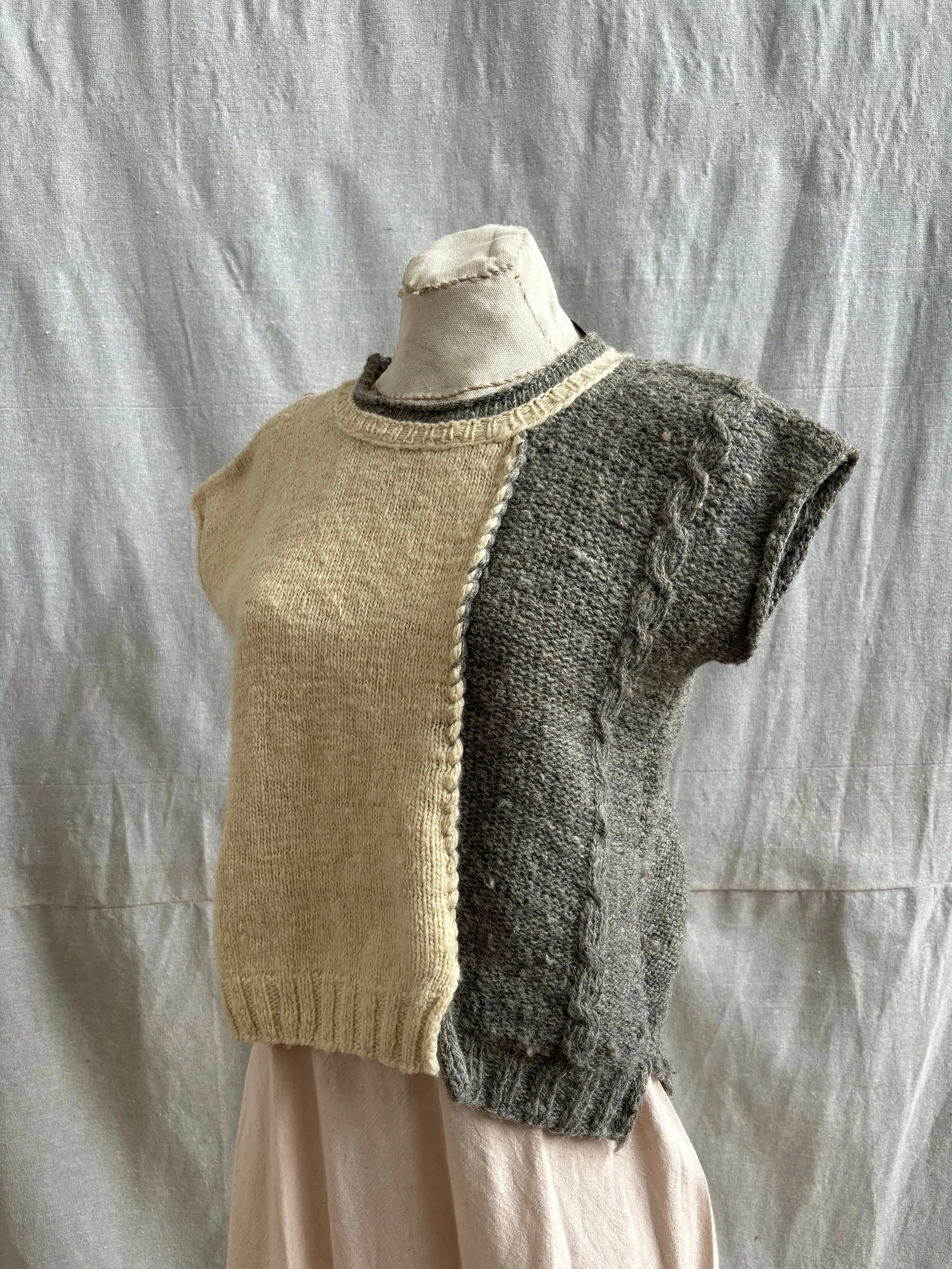 Banki Crop Half Cable Vest sold by Anjelms product image thumbnail 2