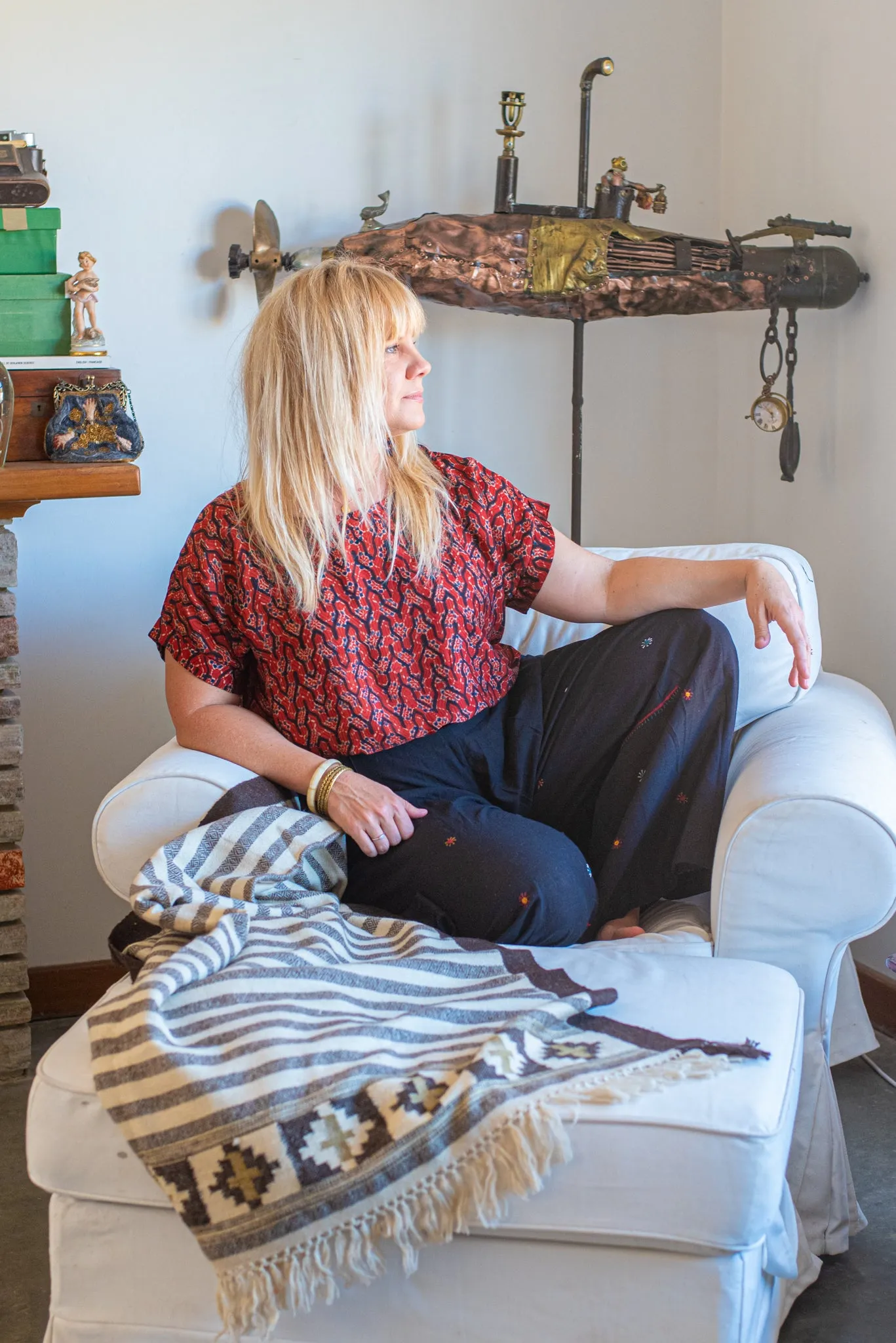 Heritage Single Border Throw sold by Anjelms product image thumbnail 4