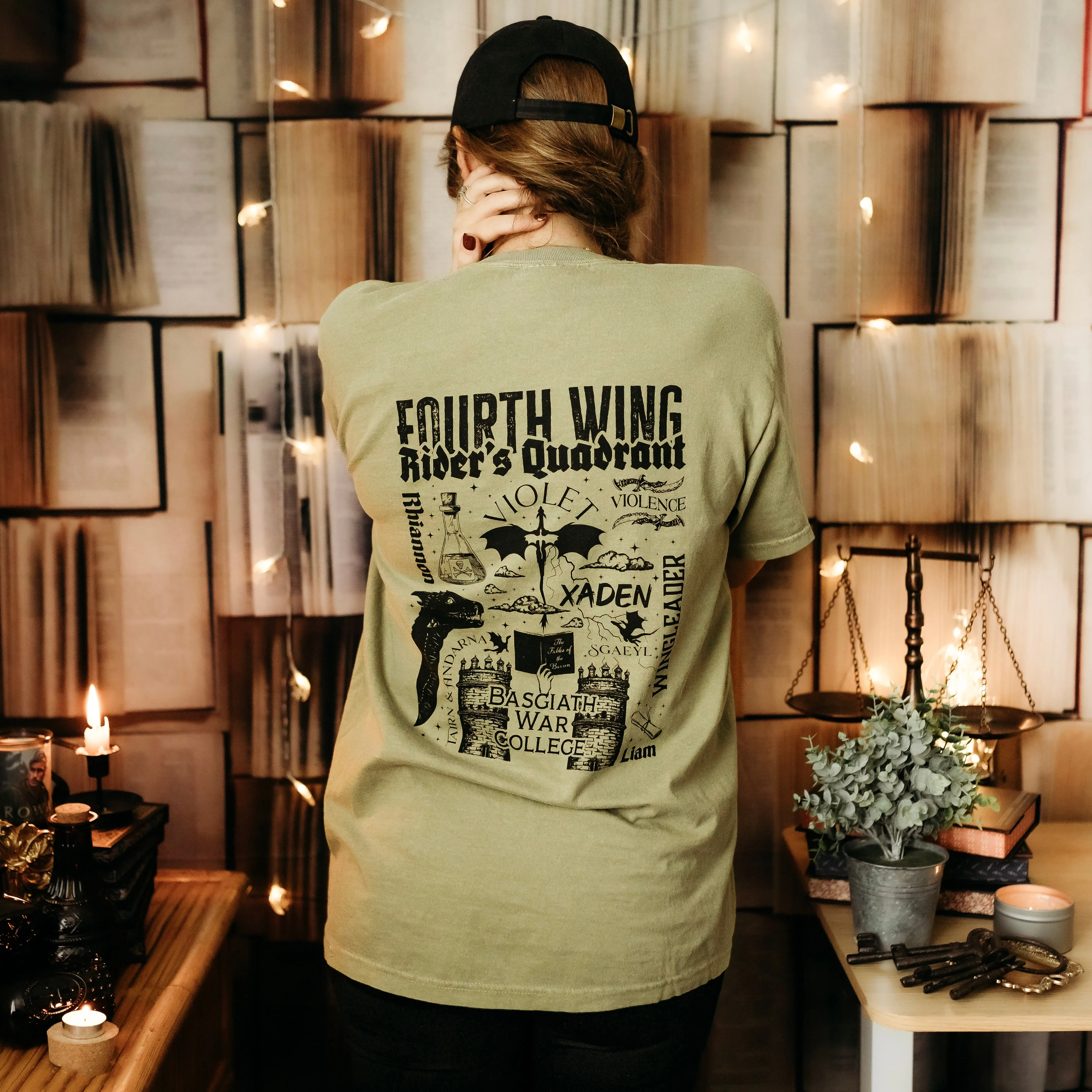 Fourth Wing Lover Heavy Weight Tee sold by The Bookish Box product image thumbnail 3