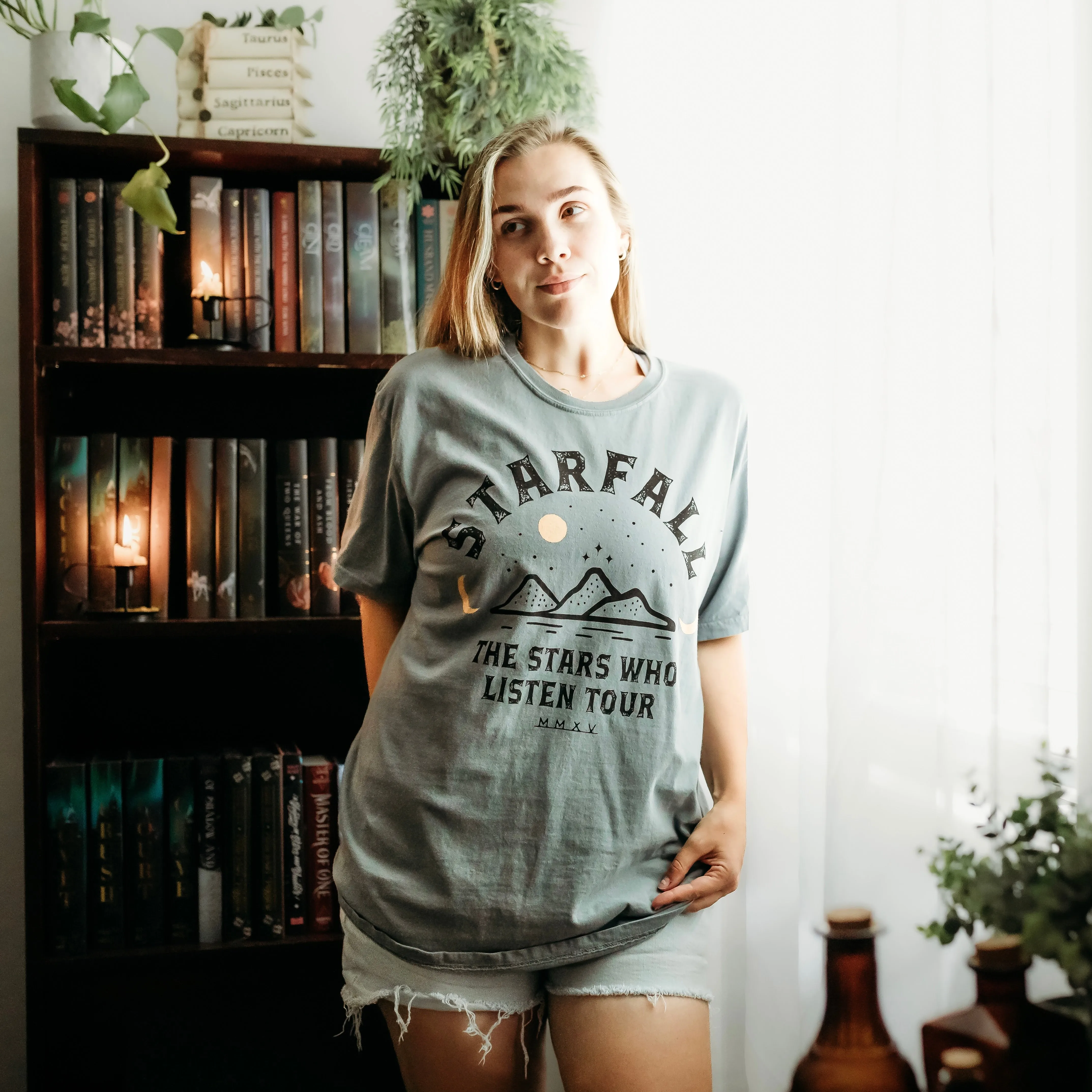 A Court of Thorns and Roses Inspired: Stars Who Listen Tour Heavy Weight Tee sold by The Bookish Box product image thumbnail 2