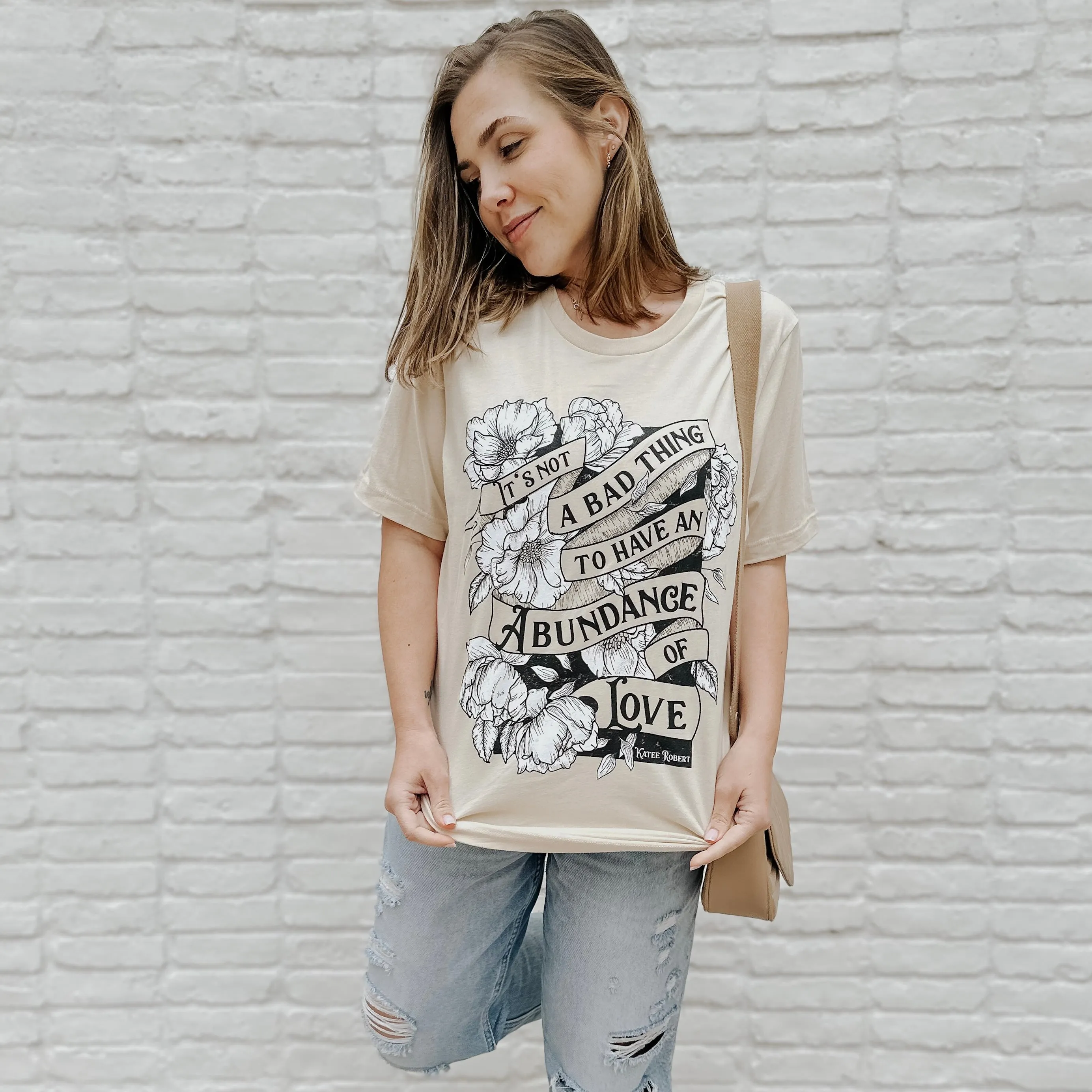 Court of the Vampire Queen Inspired Tee sold by The Bookish Box product image thumbnail 3