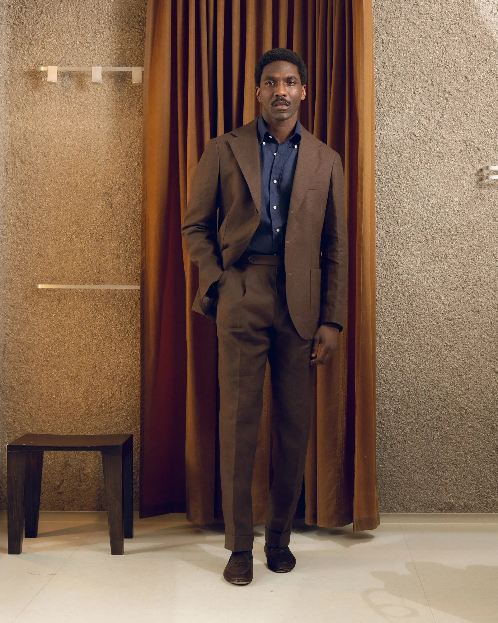 Single Pleat Trouser - Dark Brown Linen sold by Natalino product image thumbnail 5