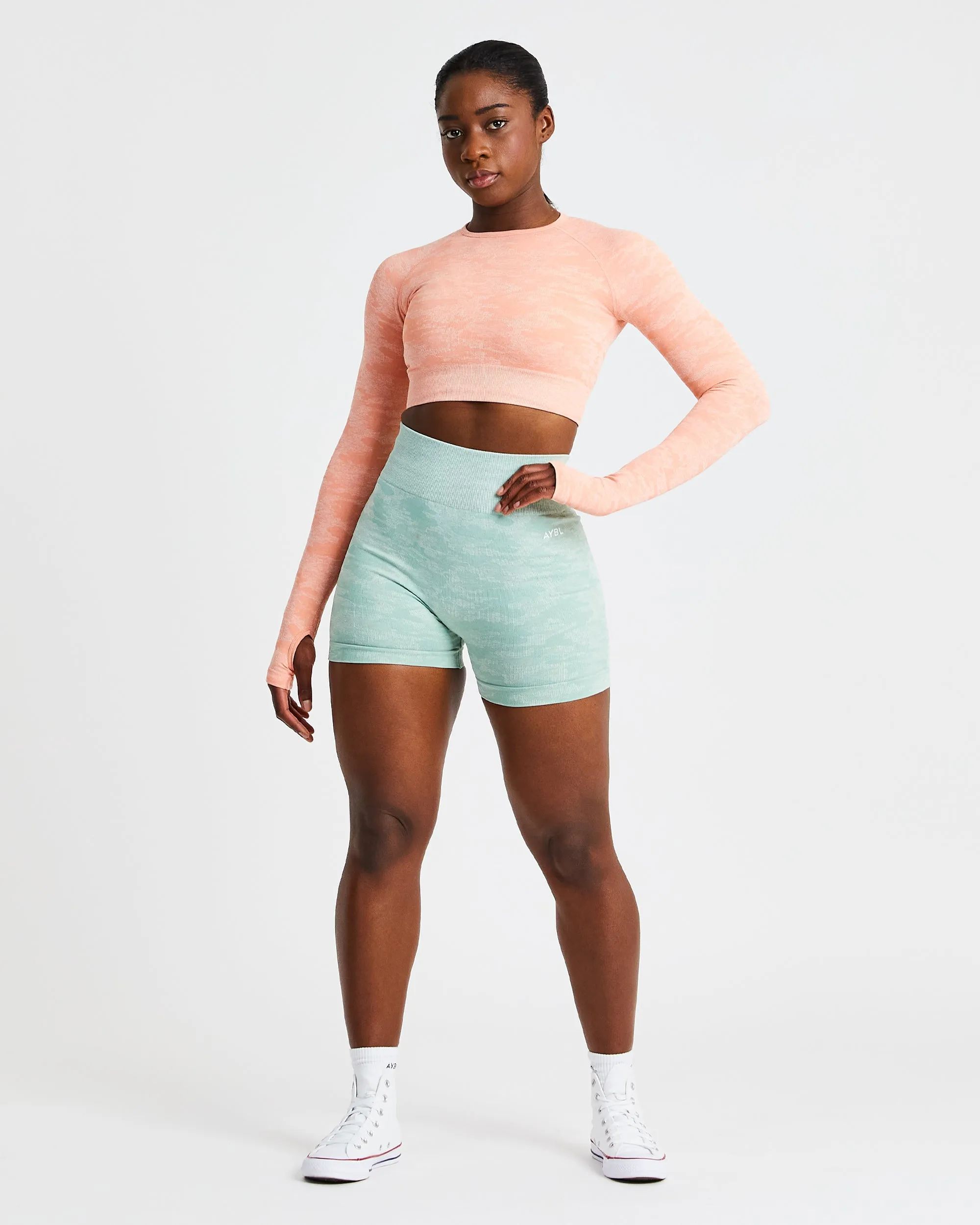 Evolve Camo Seamless Long Sleeve Crop Top - Peach | Parallel