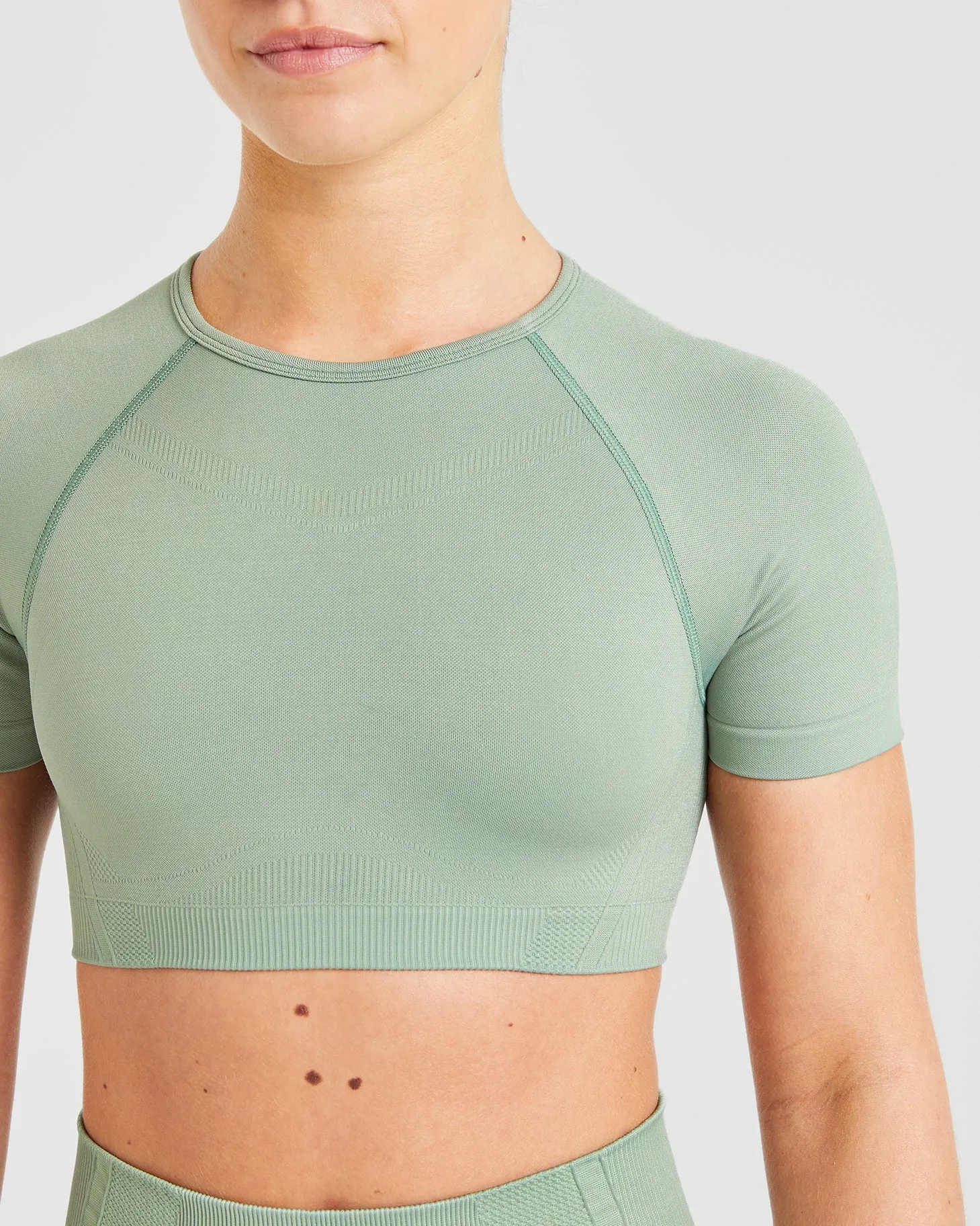 Balance V3 Seamless Crop Top - Grove Green sold by AYBL product image thumbnail 5