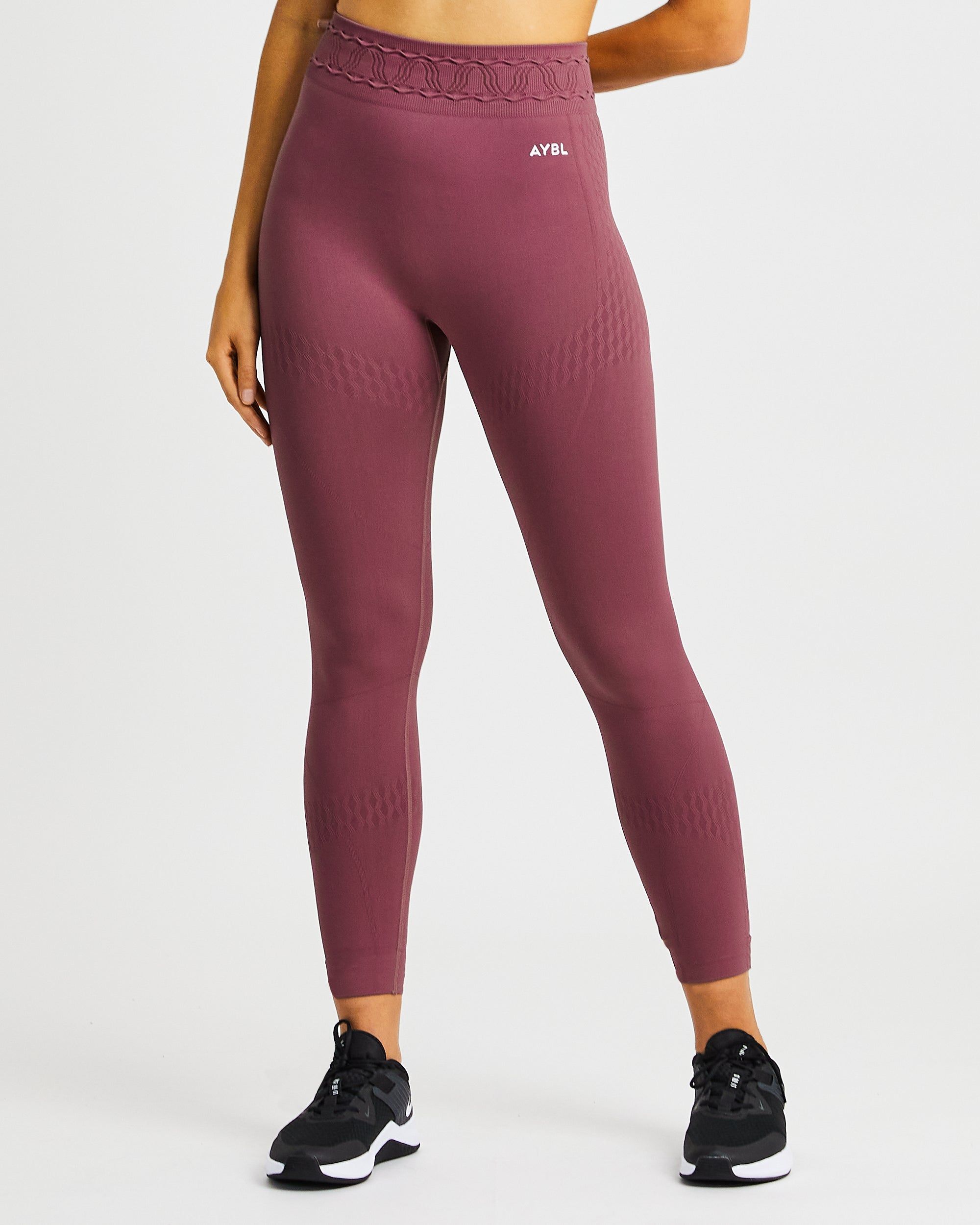 Elevate Seamless Leggings - Rose sold by AYBL