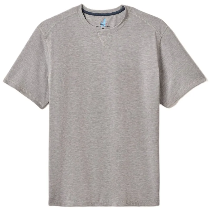 Johnnie-O Men's Wake Course Performance T-Shirt made by Johnnie-O