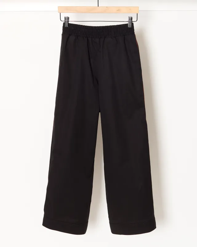 Relaxed Cotton Trousers made by Plan C