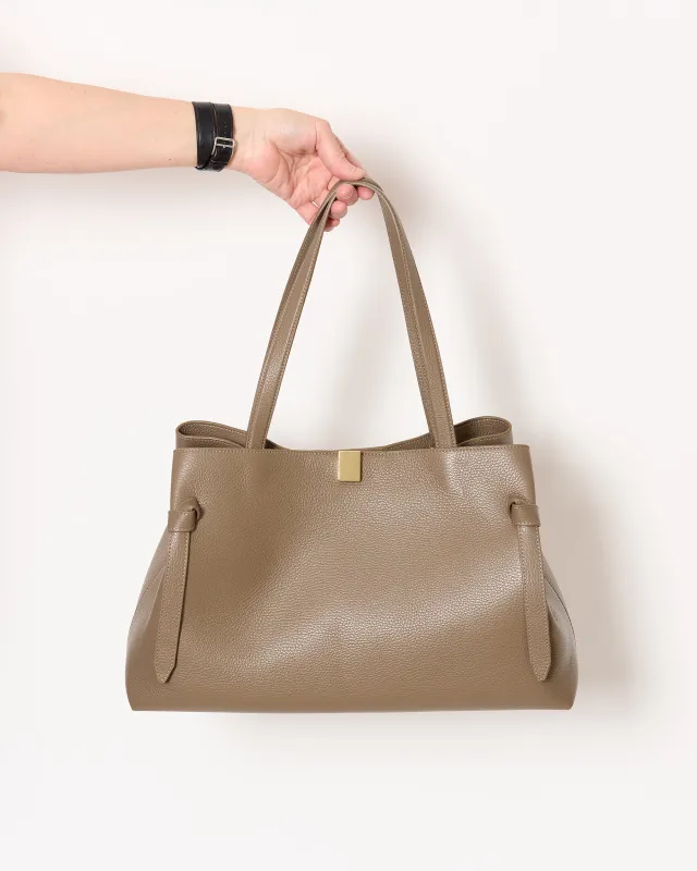 Gyoza Tote Taupe made by Yuzefi