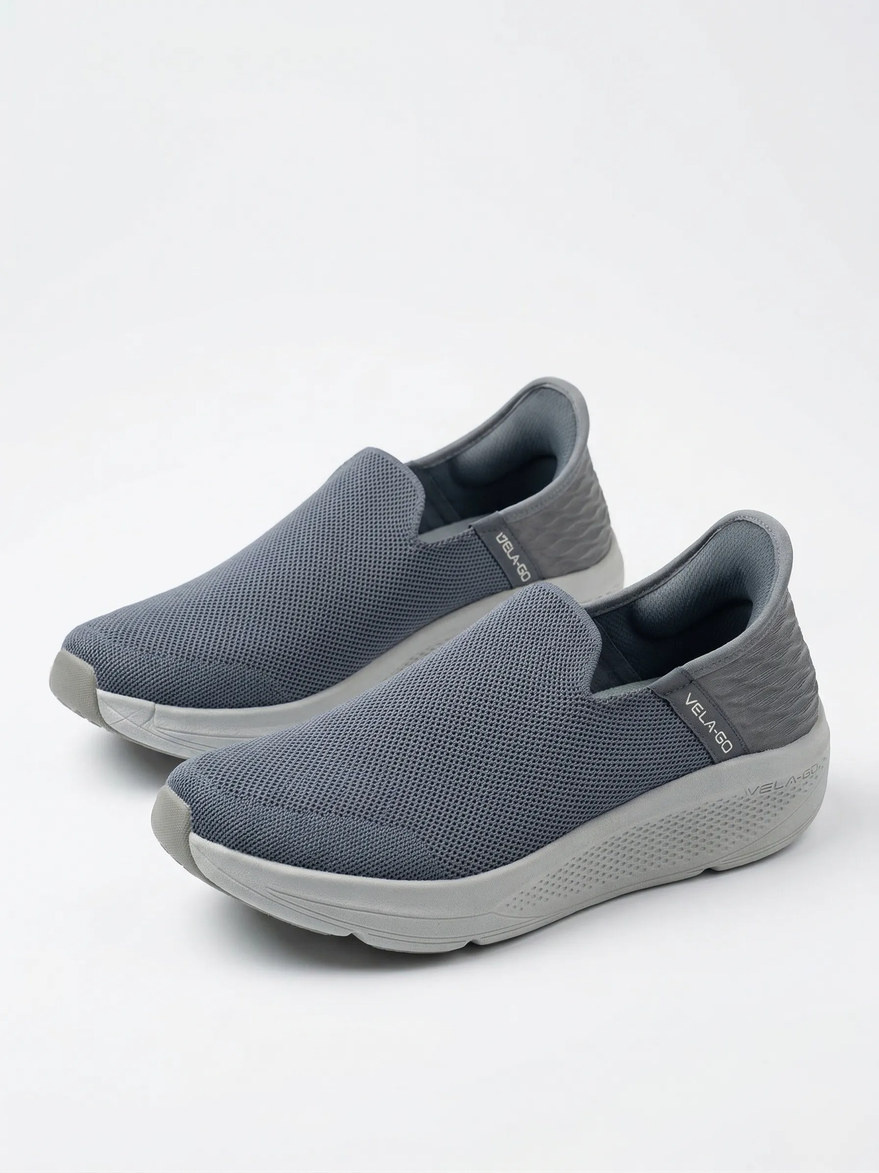 Men's Running Shoes Grey sold by Tree