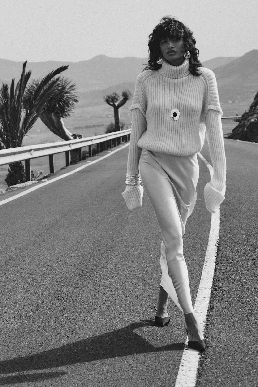 Stone Pendant Necklace (Gold/Black) sold by SAME product image thumbnail 2