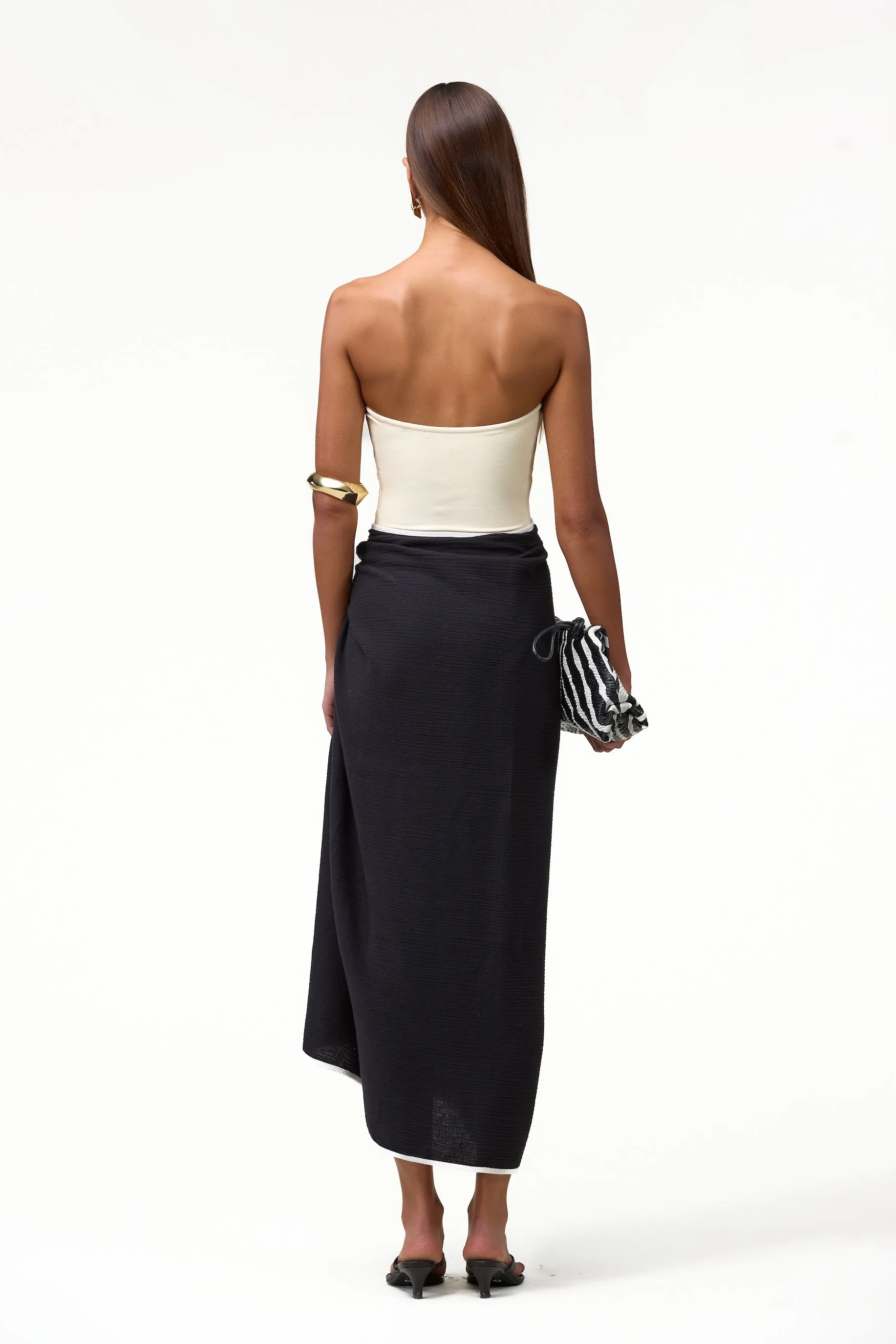 Colorblock Linen Sarong (Black/Cream) sold by SAME product image thumbnail 3