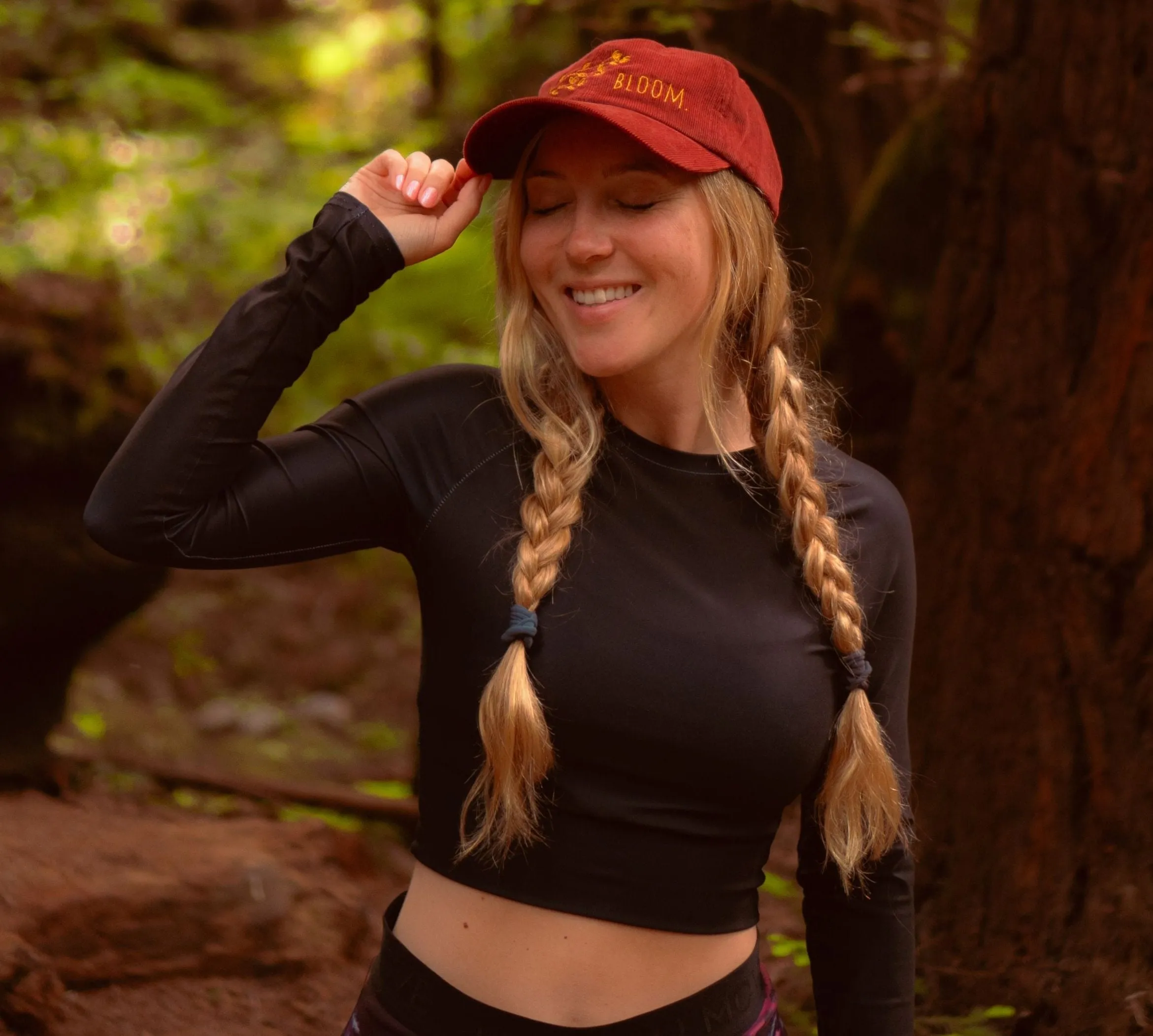 Black Long Sleeve Crop Top sold by Wander Trails product image thumbnail 2