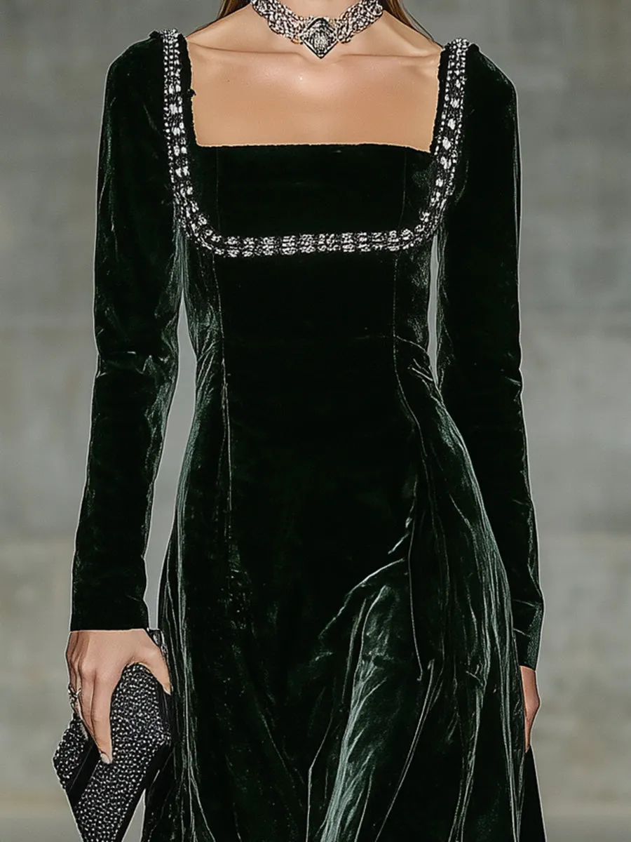 Elegant Emerald Velvet Square Neck Spliced diamond Chain Maxi Dress sold by Oyrosy product image thumbnail 3