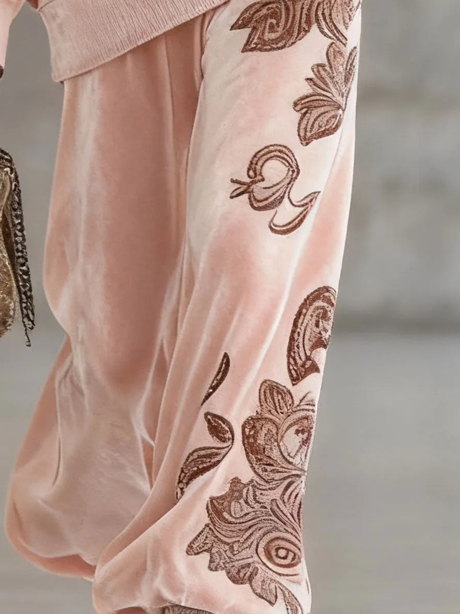 High-end Comfortable Pink Antique Paisley Embroidered Velvet Top And Pants Two-piece Set sold by Oyrosy product image thumbnail 3